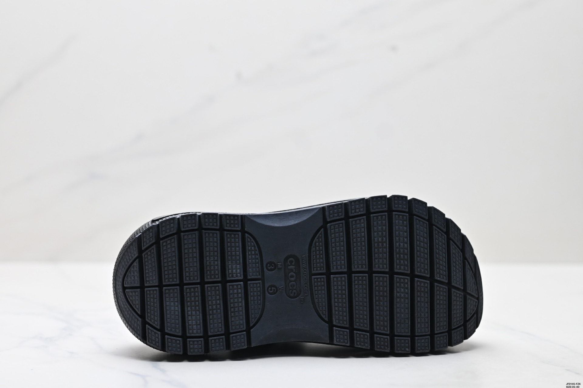 卡骆驰/Crocs Classic Bae Clog Sandals 沙滩涉水百搭潮流休闲洞洞拖鞋式凉鞋
