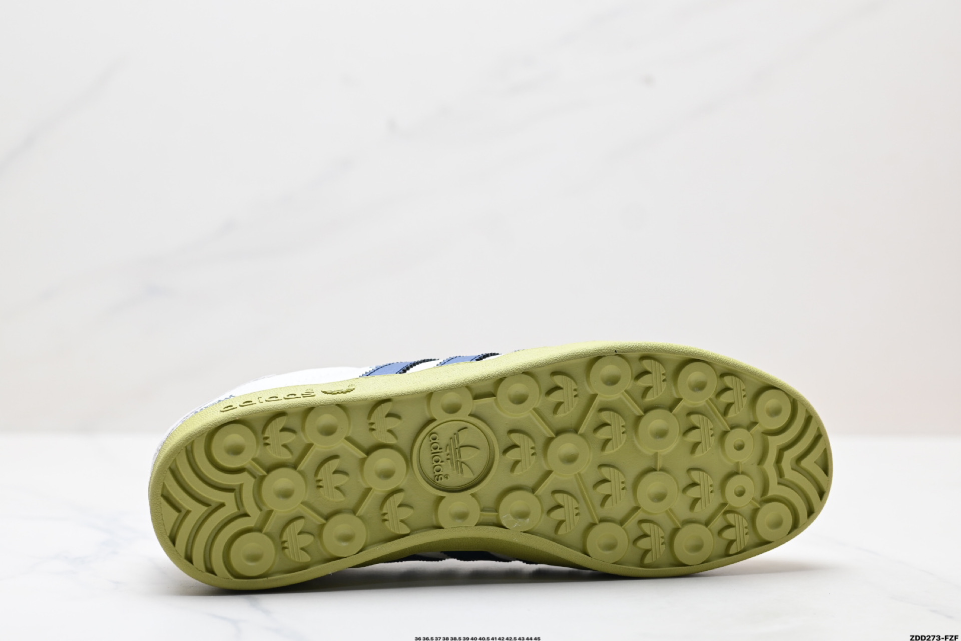 Adidas Originals Gazelle indoor ‘DIY‘定制 系列 阿迪达斯 三叶草绅士德训足球风百搭低帮休闲运动板鞋 DD6602