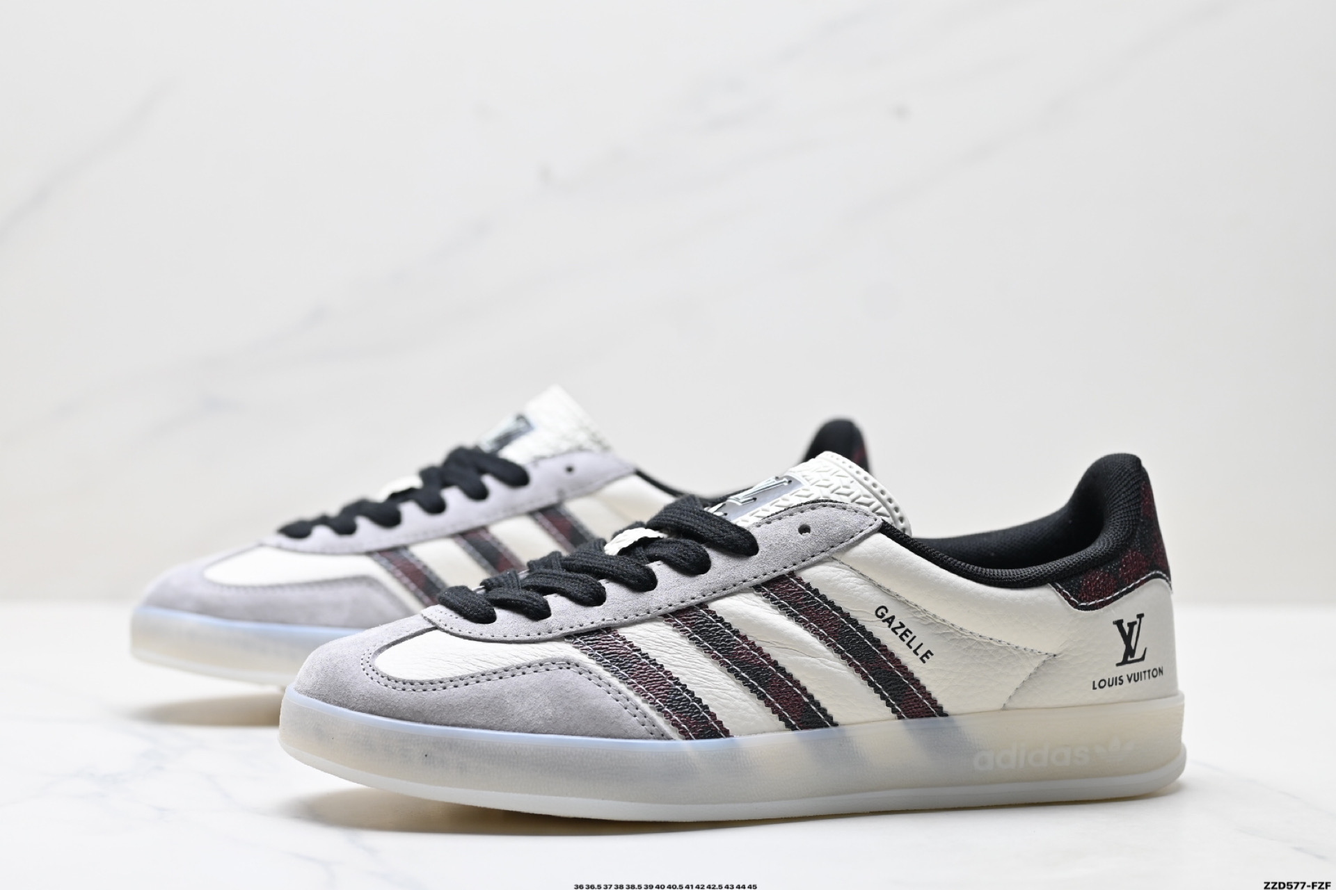260 Adidas Originals Gazelle indoor ‘DIY‘定制 系列 阿迪达斯 三叶草绅士德训足球风百搭低帮休闲运动板鞋 DM1234-009