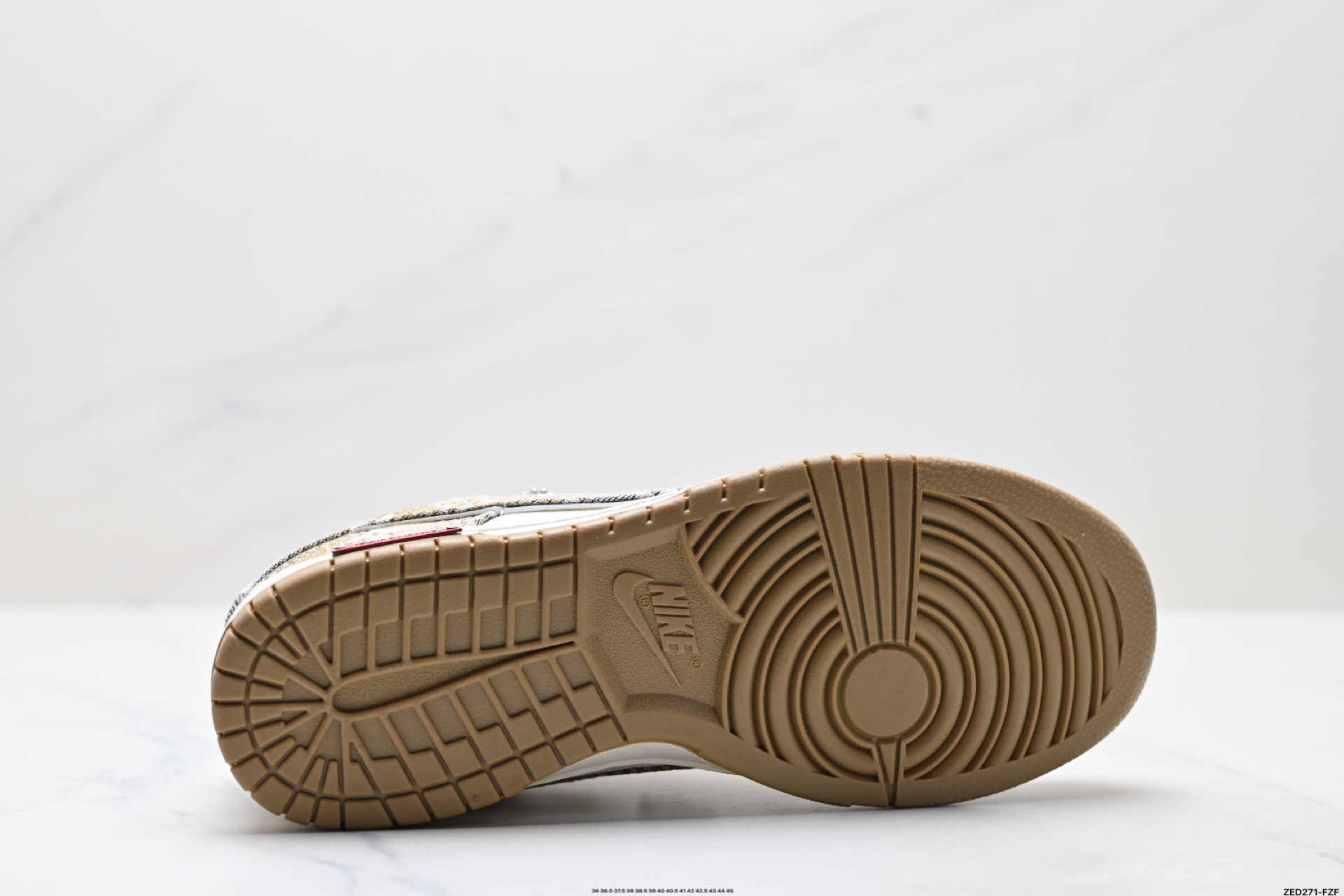 Nike Dunk Low Retro ‘DIY高端定制’耐克 低帮休闲运动板鞋 SC9772-810