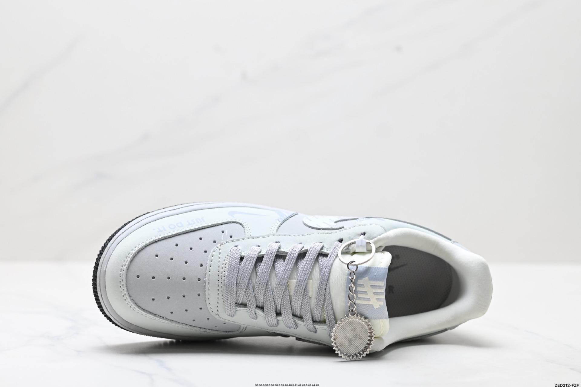 NIKE AIR FORCE 1‘07 DF0188-060