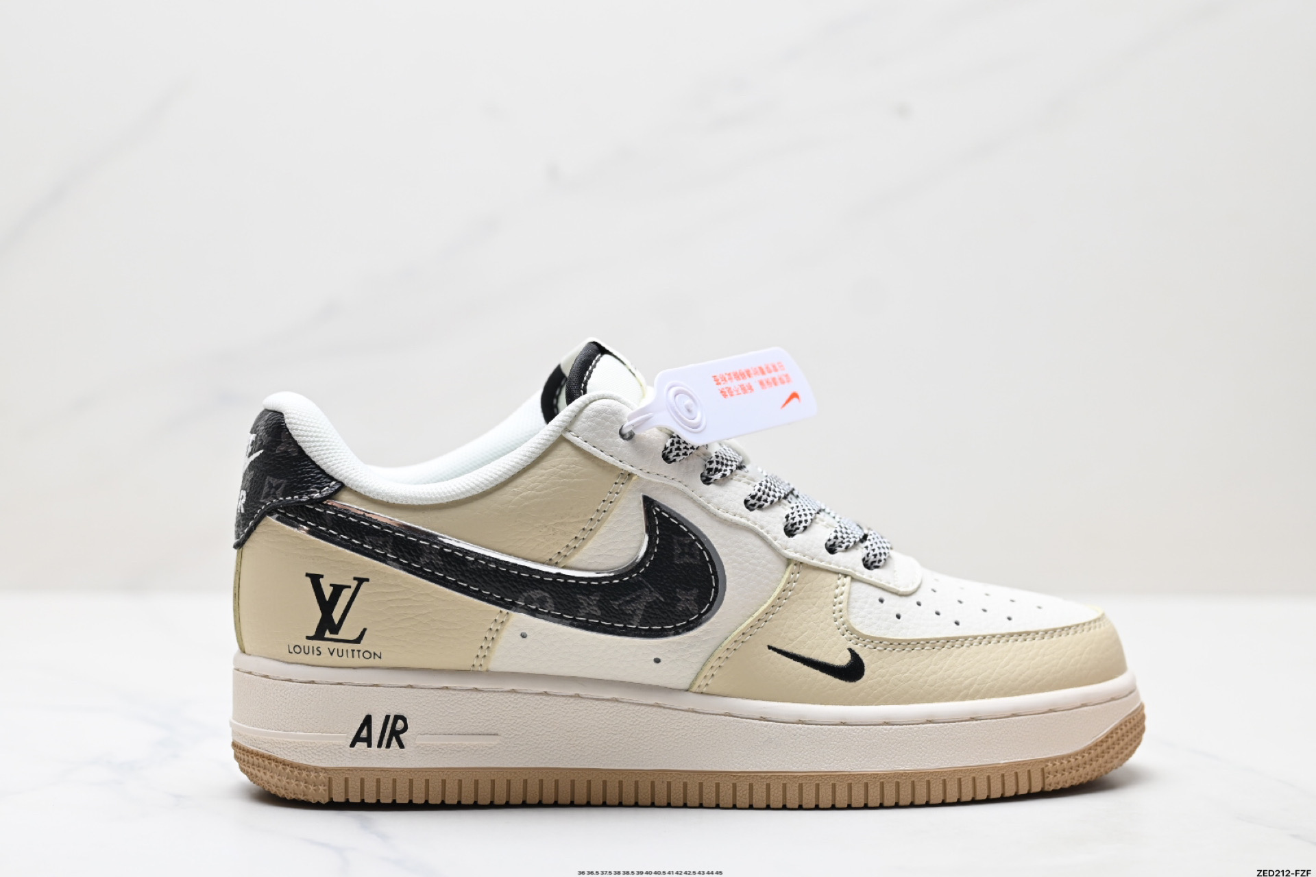 NIKE AIR FORCE 1‘07 ZH2598-308