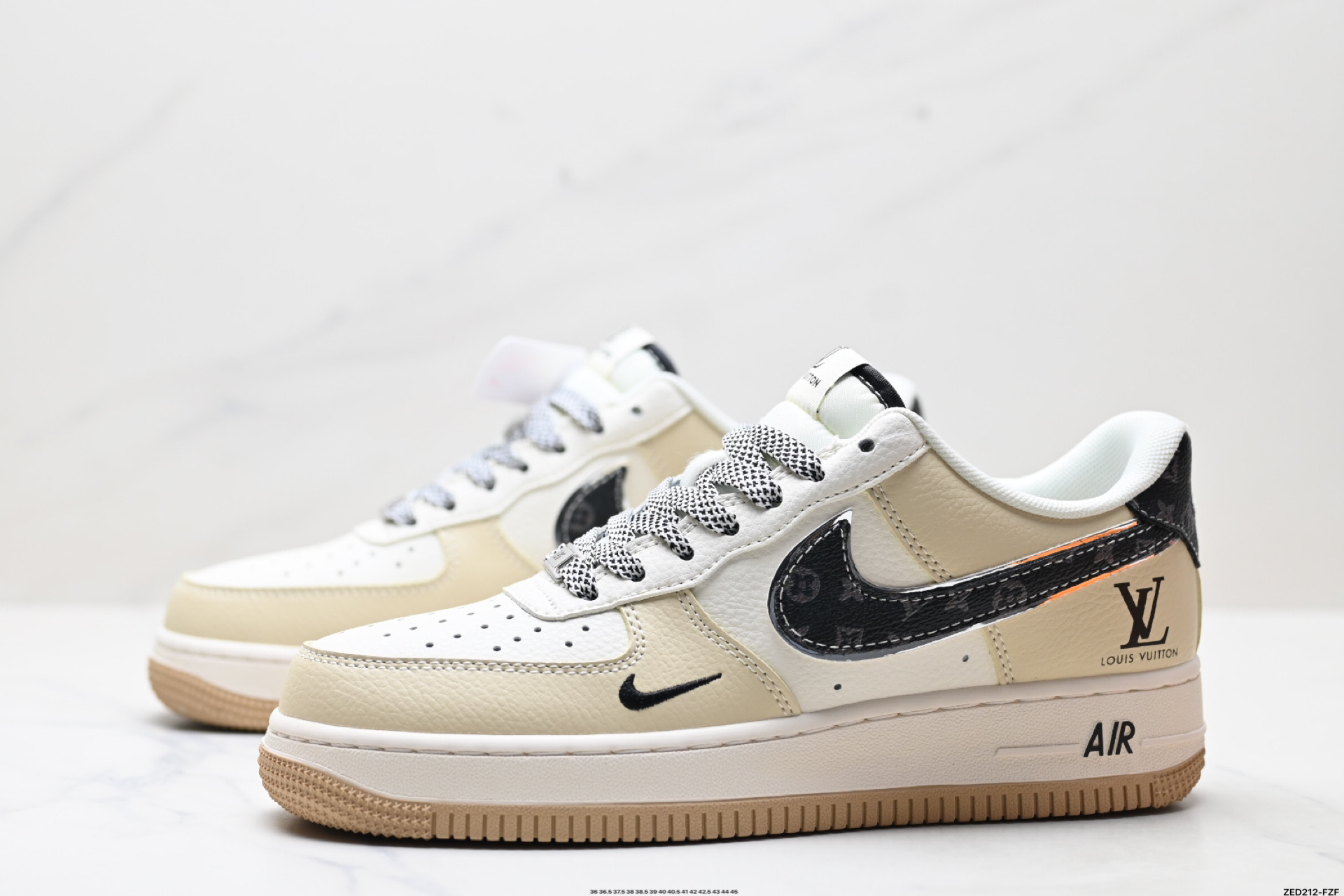NIKE AIR FORCE 1‘07 ZH2598-308