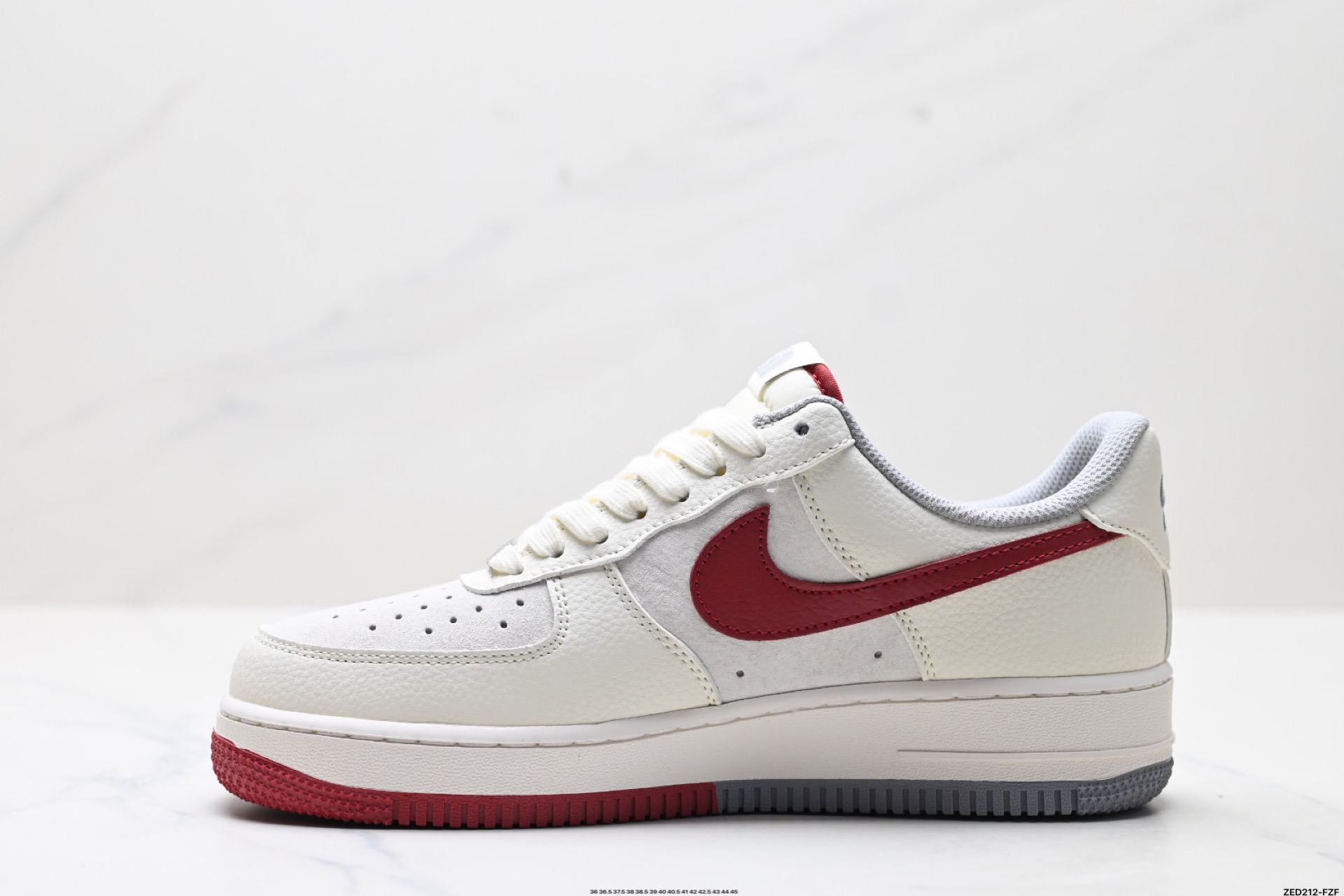 NIKE AIR FORCE 1‘07 DM6868-047