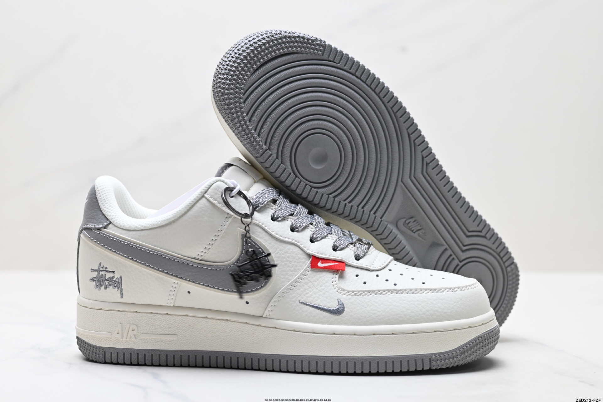 NIKE AIR FORCE 1‘07 CS5288-008