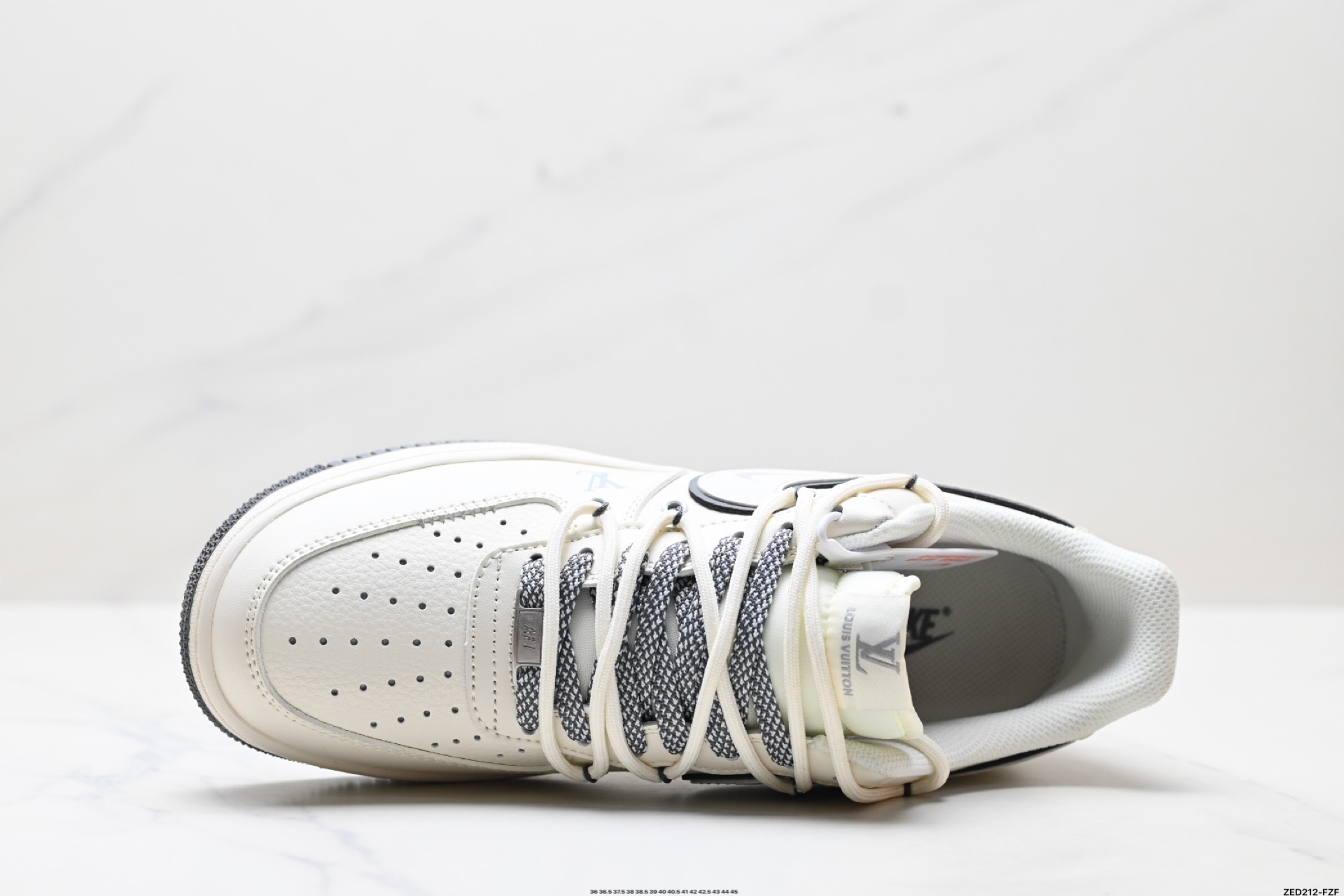 NIKE AIR FORCE 1‘07 DM6868-100