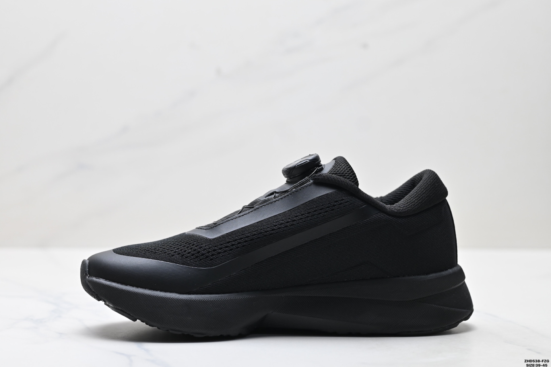 迪桑特DESCENTE BOA DUAL IS都市通勤 GORE-TEX 时尚舒适 防滑耐磨 时尚休闲运动覆盖防水男子越野跑鞋