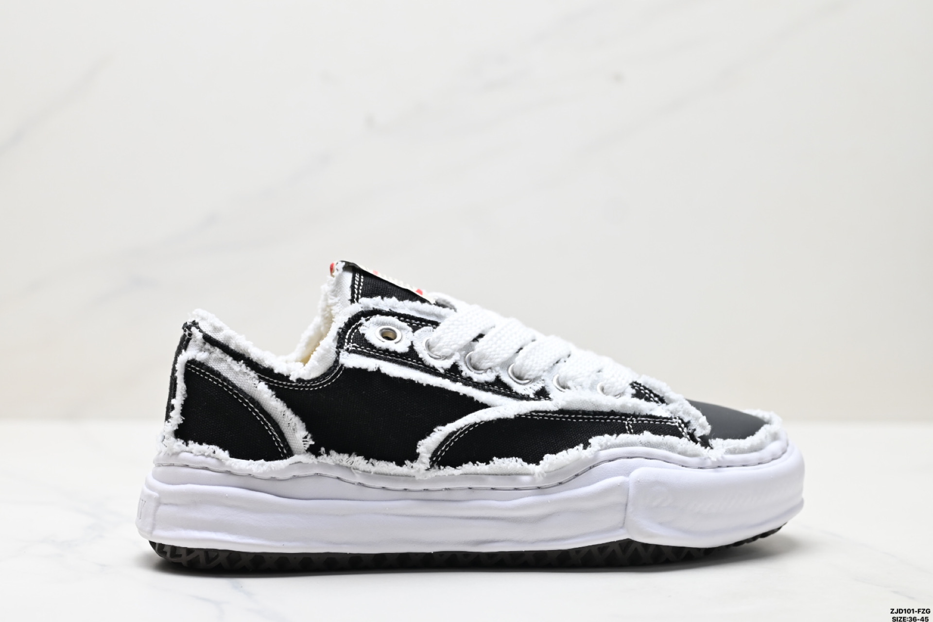 三原康裕品牌 MMY/Maison MIHARA YASUHIRO Wayne Original Sole Leather Low Sneaker 变形溶解雪糕
