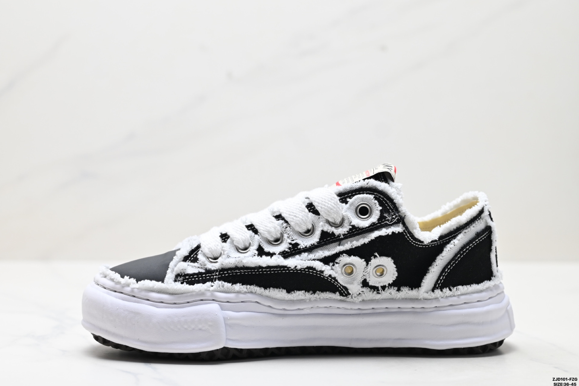 三原康裕品牌 MMY/Maison MIHARA YASUHIRO Wayne Original Sole Leather Low Sneaker 变形溶解雪糕