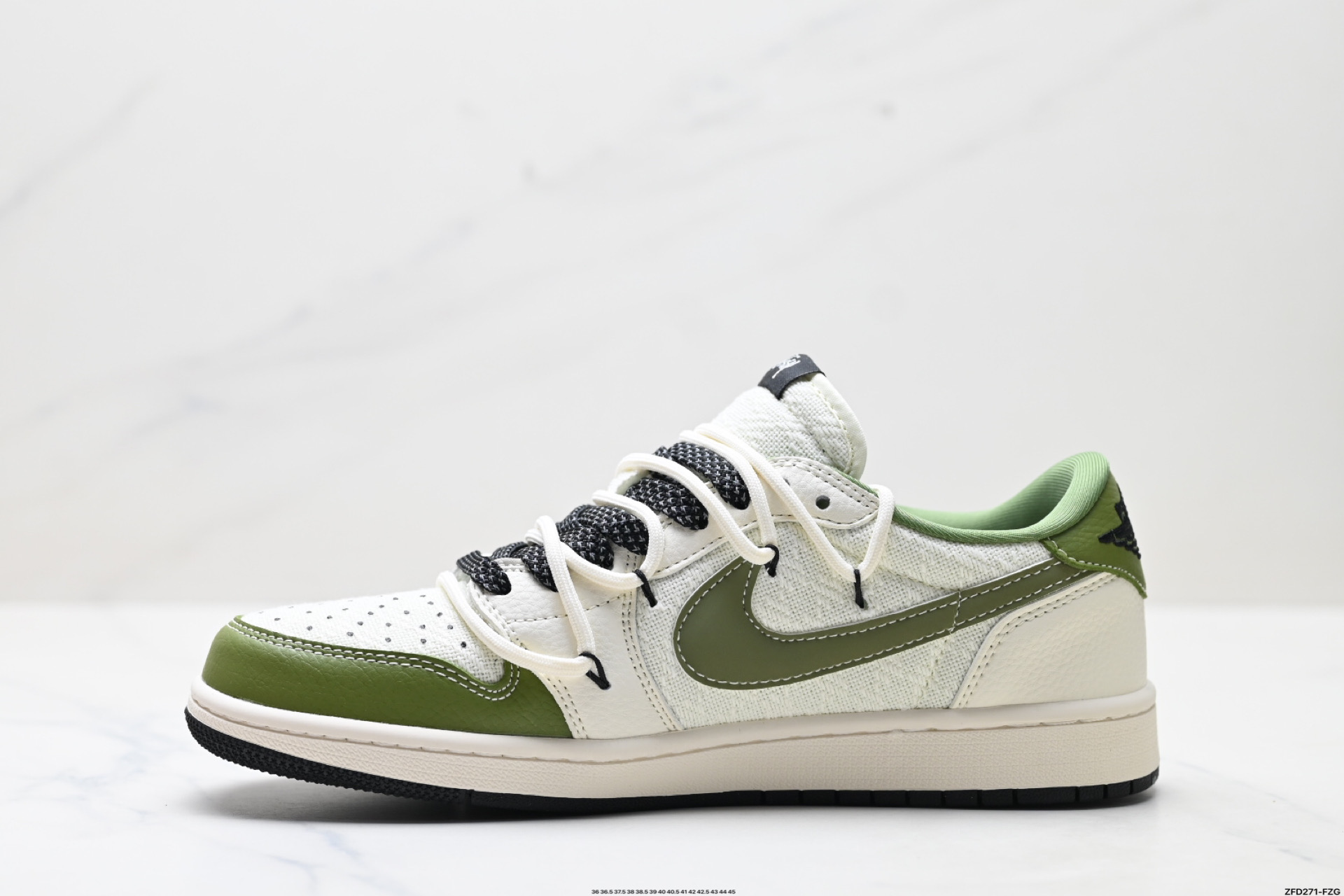 Nike Air Jordan 1 x Travis Scott AJ1倒勾 乔一倒钩 ‘DIY’定制 耐克 低帮文化篮球鞋 DM6868-104