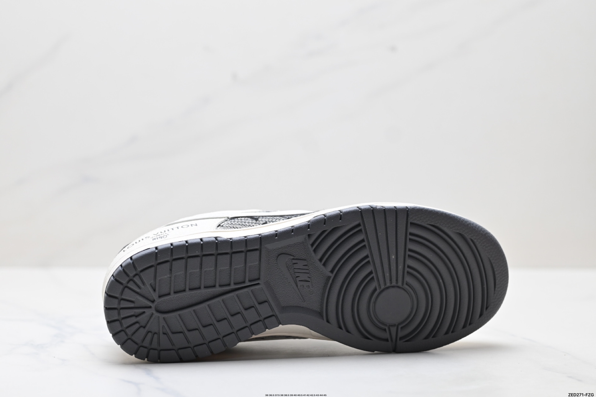 Nike Dunk Low Retro ‘DIY高端定制’耐克 低帮休闲运动板鞋 FC1688-230