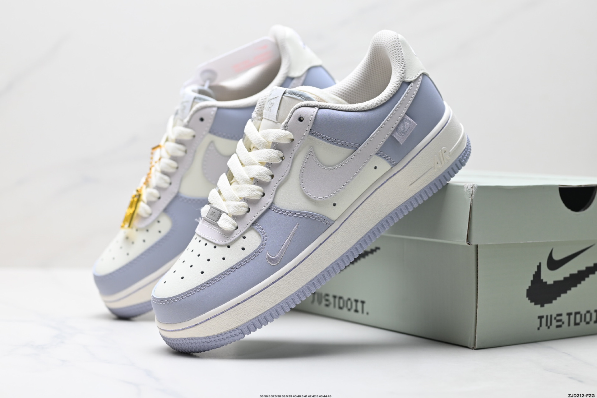 NIKE AIR FORCE 1‘07 LV8 LJ8822-666