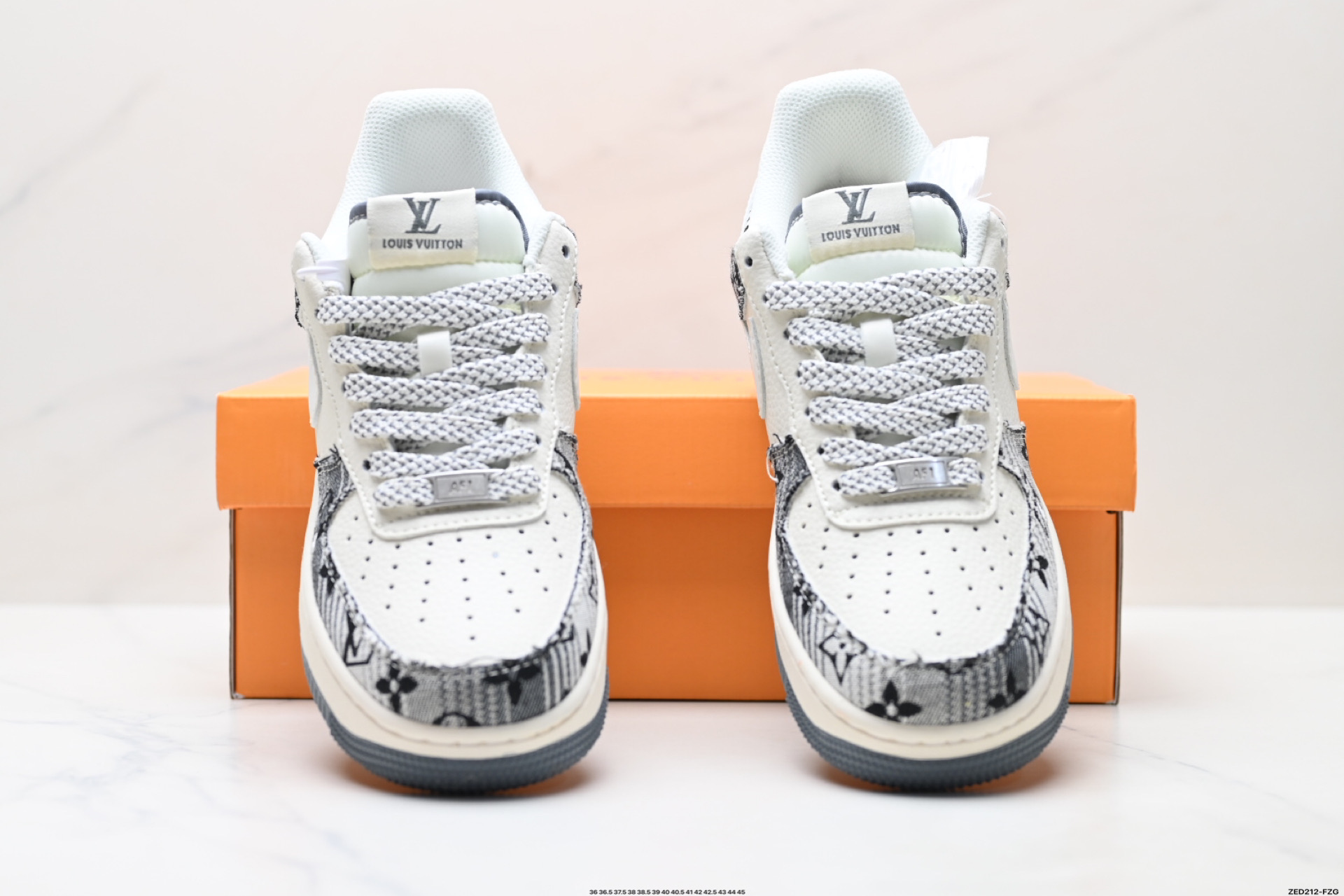 NIKE AIR FORCE 1‘07 XS1958-587