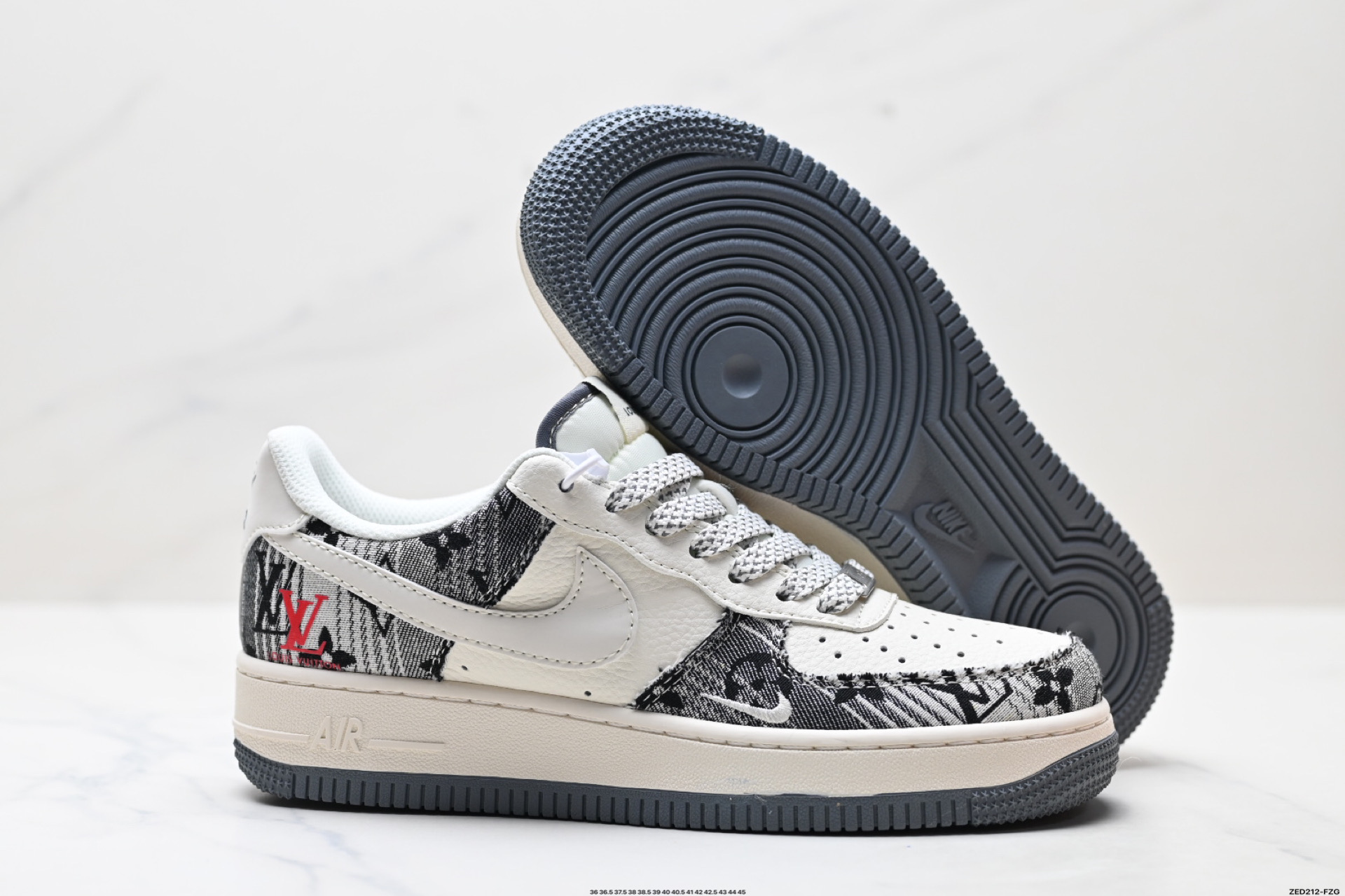NIKE AIR FORCE 1‘07 XS1958-587