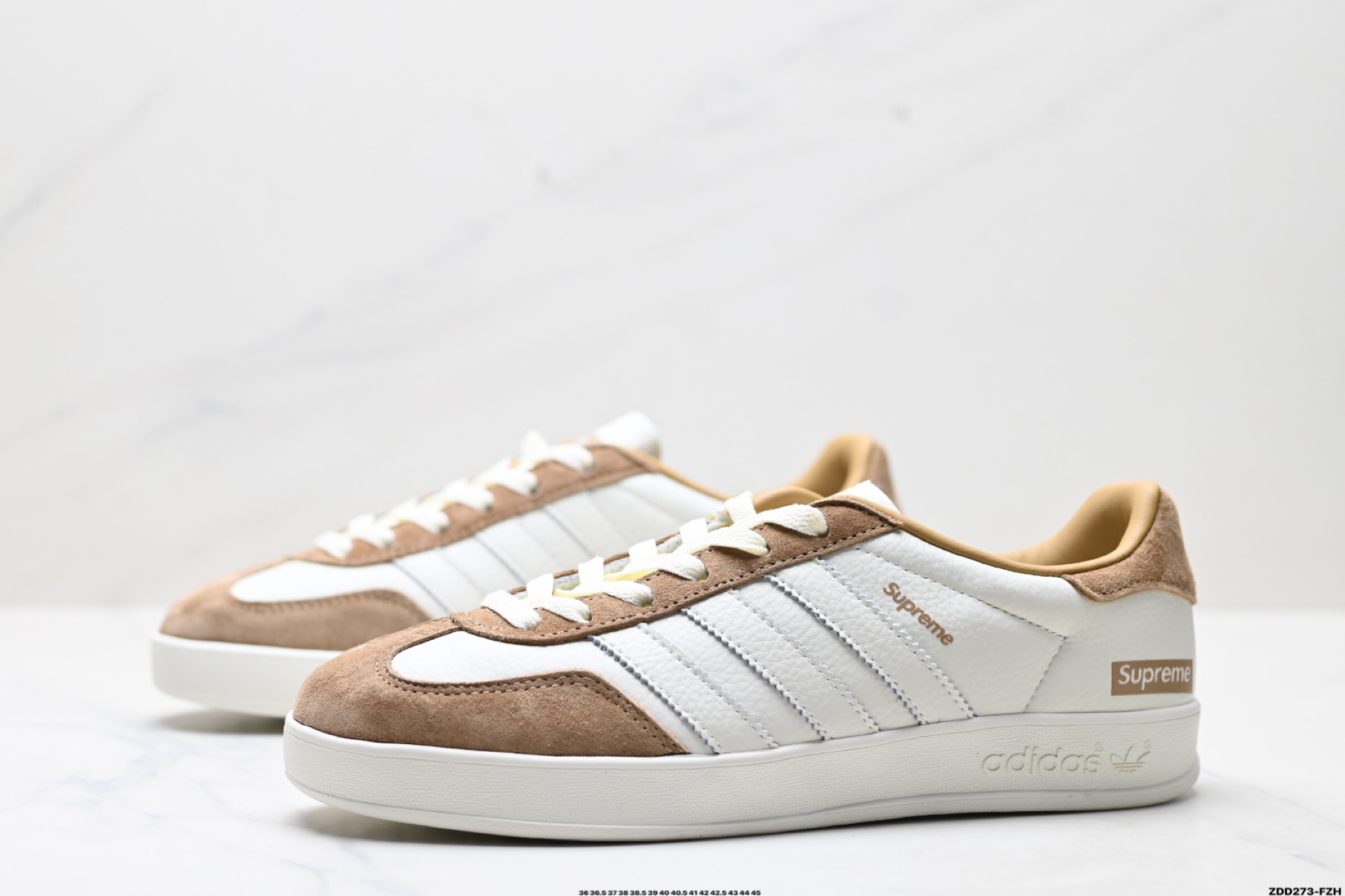 Adidas Originals Samba OG ‘DIY’桑巴舞系列 阿迪达斯 三叶草绅士德训足球风百搭低帮休闲运动板鞋 DD6606