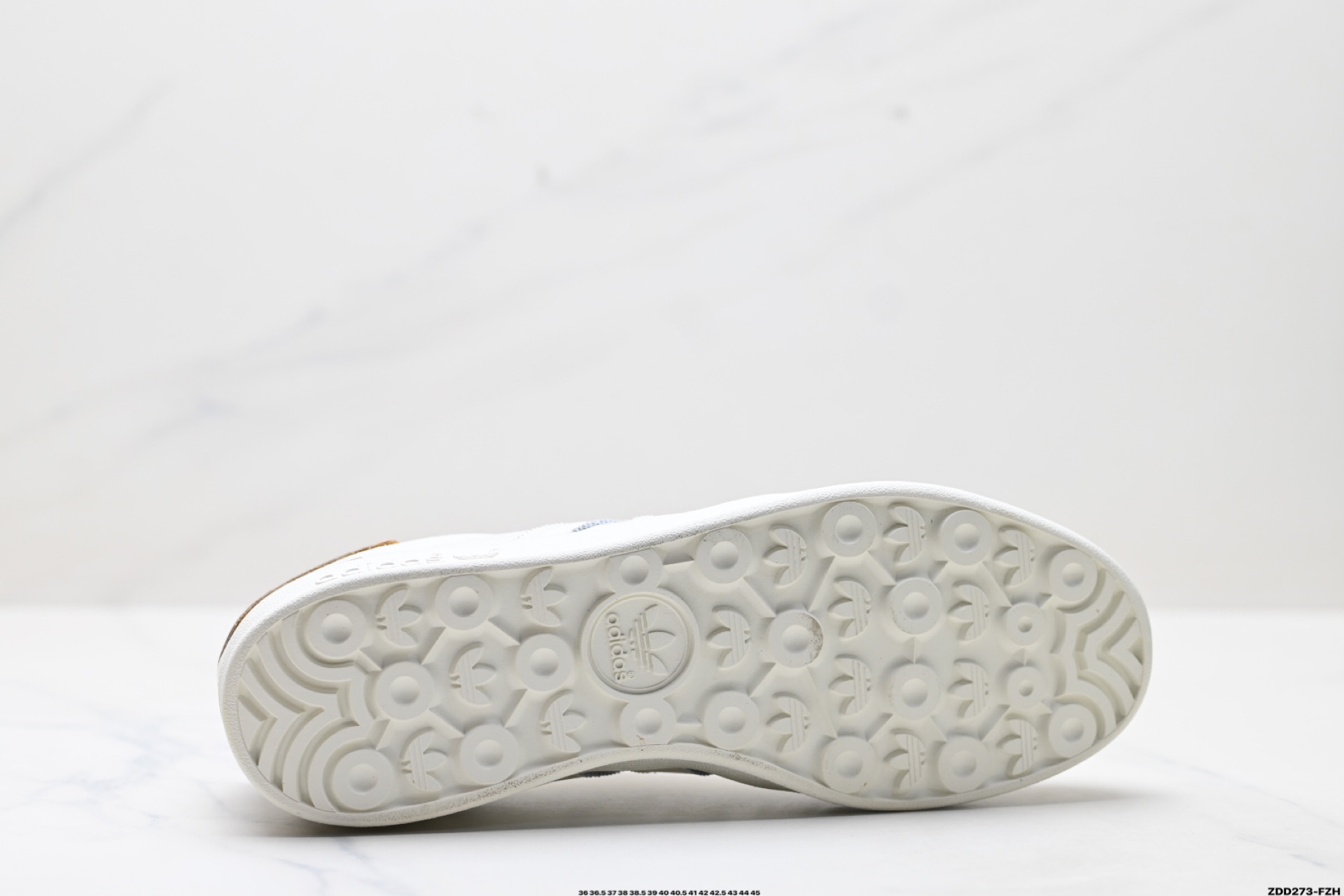 Adidas Originals Samba OG ‘DIY’桑巴舞系列 阿迪达斯 三叶草绅士德训足球风百搭低帮休闲运动板鞋 DD6606
