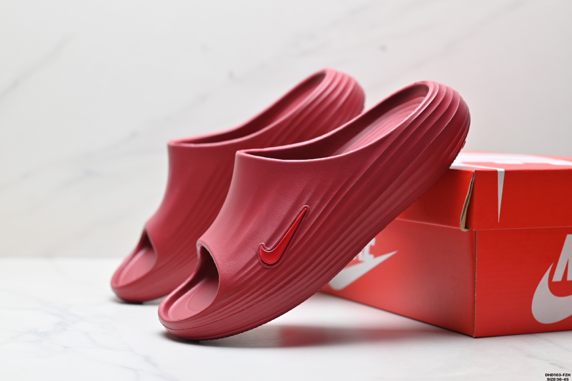 Nike ReactX Rejuven8 Slide: Comodidad y Estilo Minimalista para tus Pies 6 i1748274846377 5171 0 4