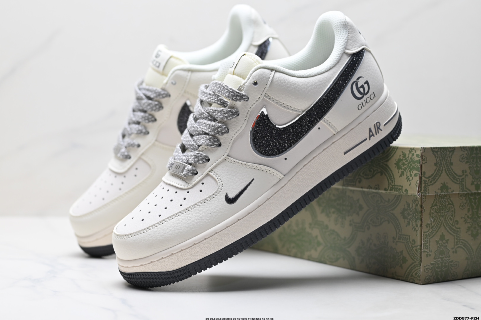 NIKE AIR FORCE 1‘07 LV8 QY6818-606