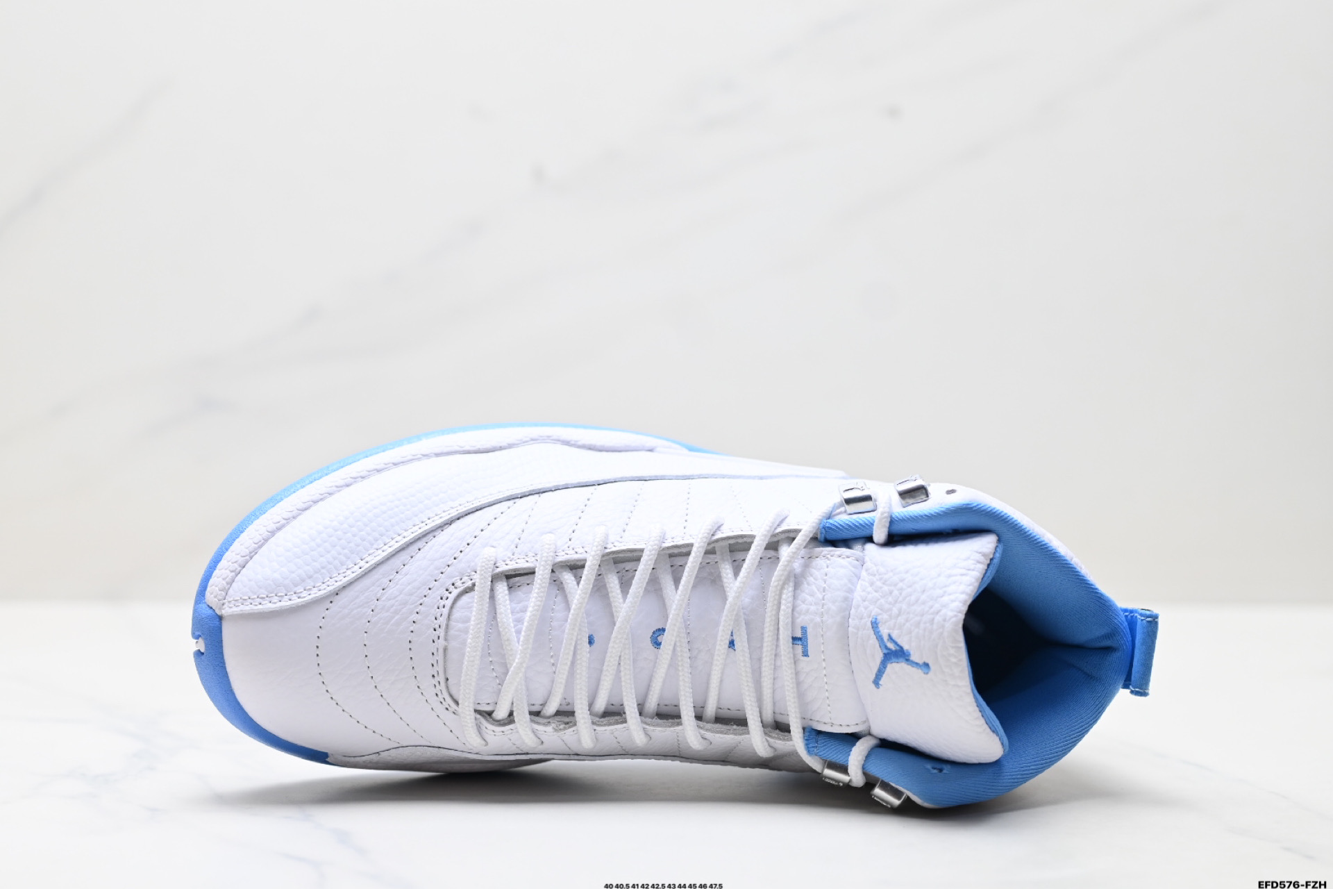 Nike Air Jordan 12 Retro 耐克 高帮 运动篮球鞋 CT8013-112