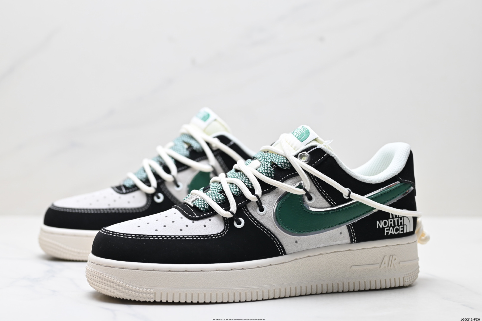 NIKE AIR FORCE 1‘07 SJ1198-110