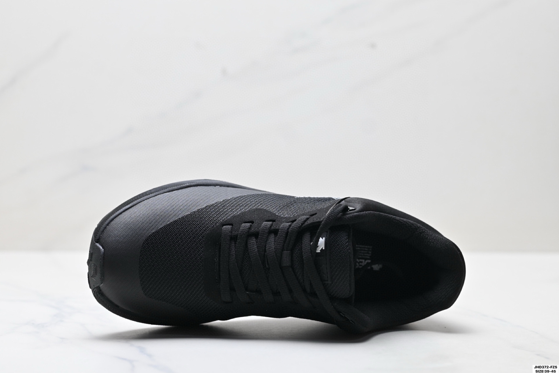迪桑特DESCENTE BOA DUAL IS都市通勤 GORE-TEX 时尚舒适 防滑耐磨 时尚休闲运动覆盖防水男子越野跑鞋