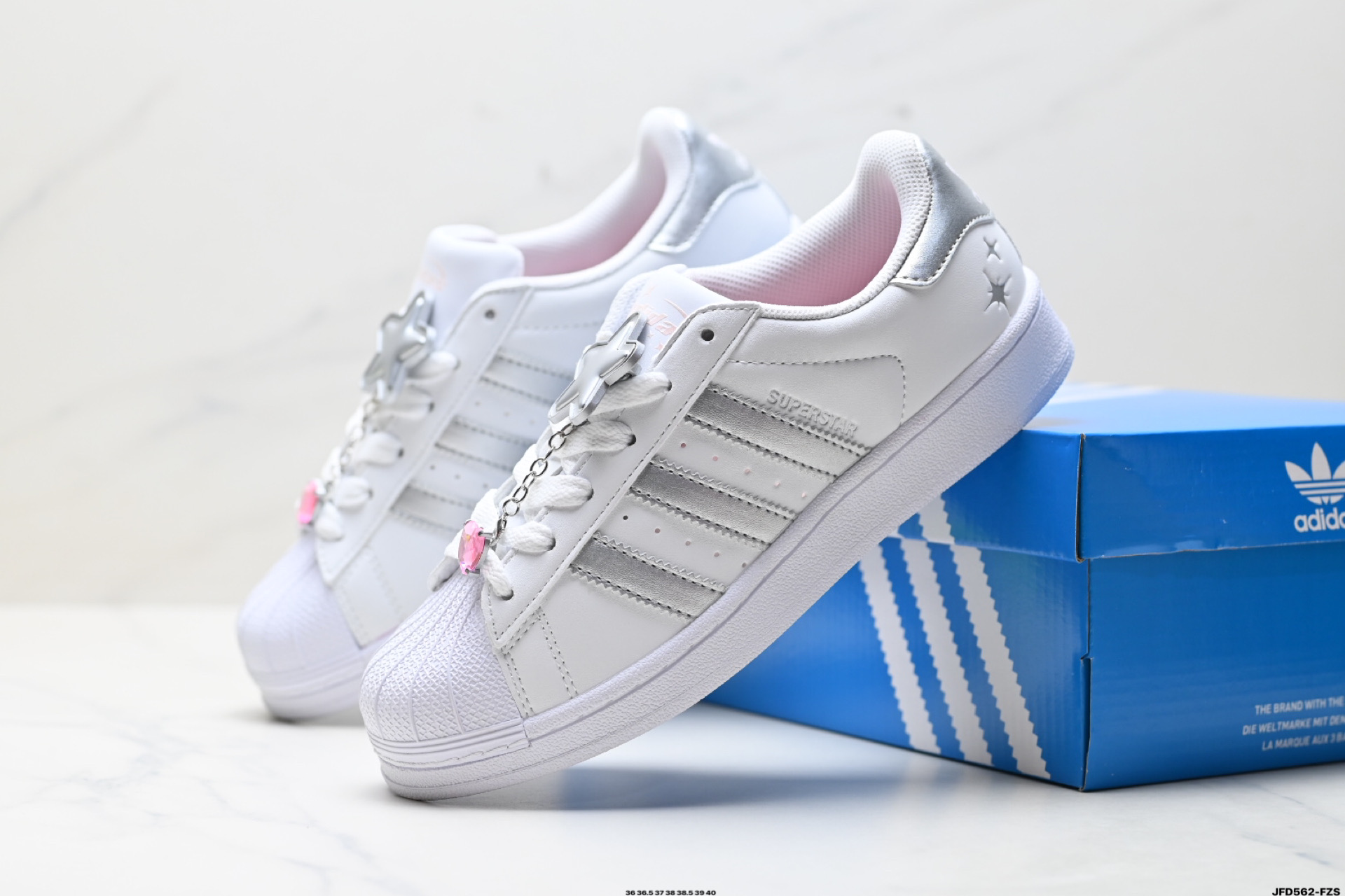 Adidas Originals Superstar贝壳头系列 阿迪达斯 三叶草低帮经典百搭休闲运动板鞋 JQ8777