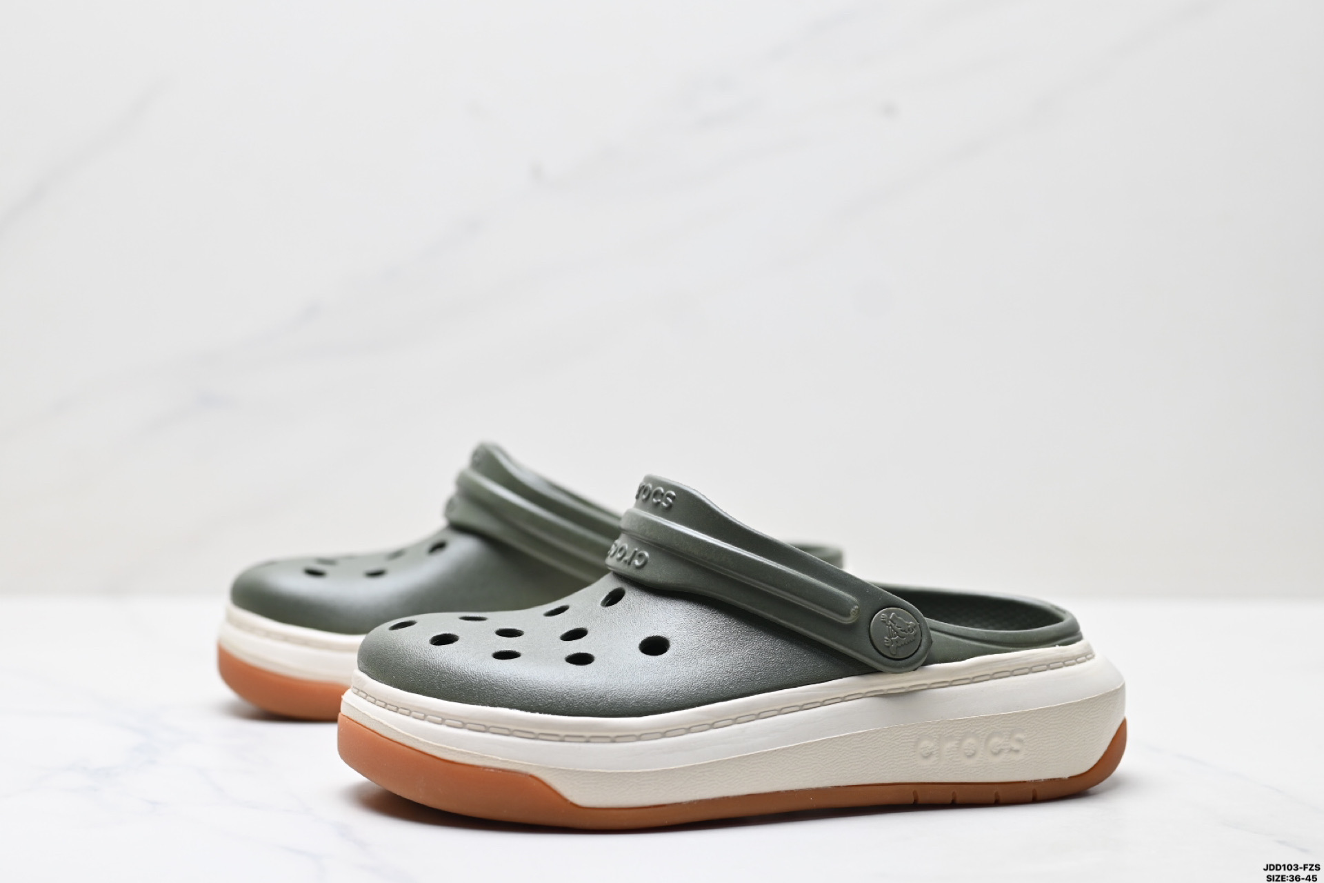 Crocs Crocband Full Force: Zapatos Casuales y Cómodos para el Verano 4 i1748363067831 9368 0 3