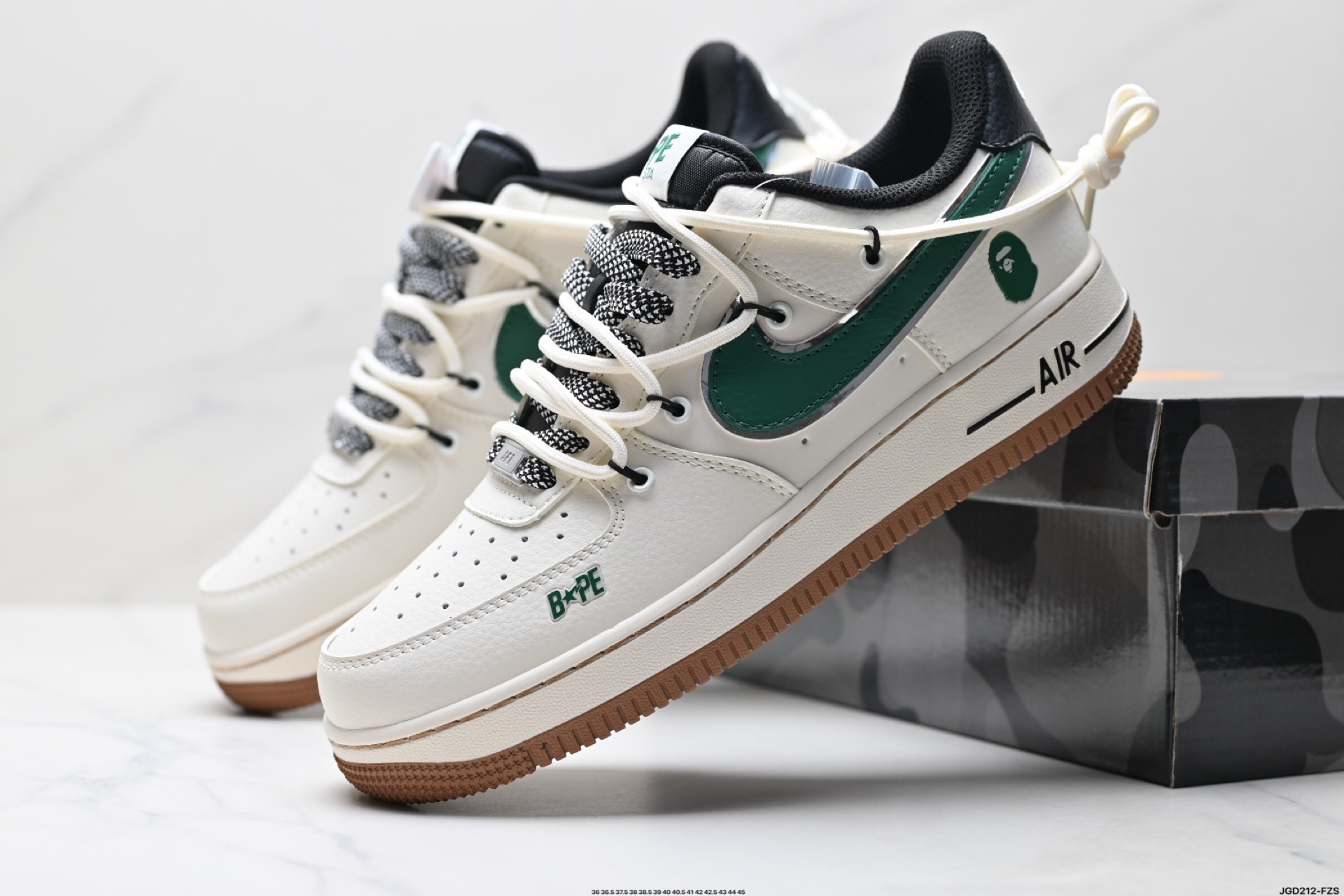 NIKE AIR FORCE 1‘07 SJ1198-100
