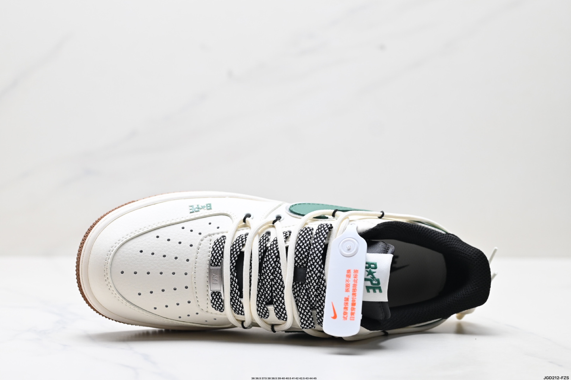 NIKE AIR FORCE 1‘07 SJ1198-100