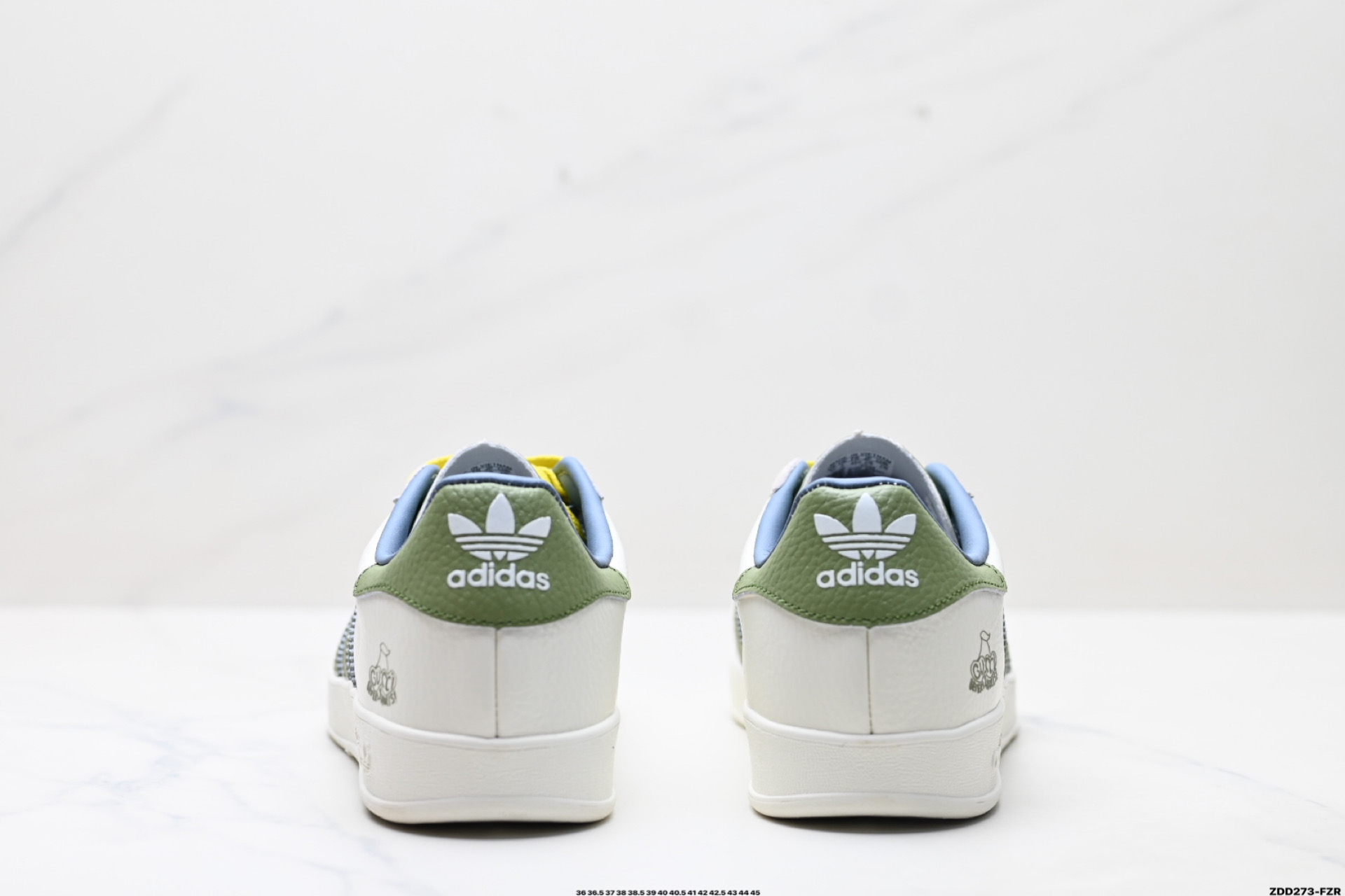 Adidas Originals Samba OG ‘DIY’桑巴舞系列 阿迪达斯 三叶草绅士德训足球风百搭低帮休闲运动板鞋 DD6607