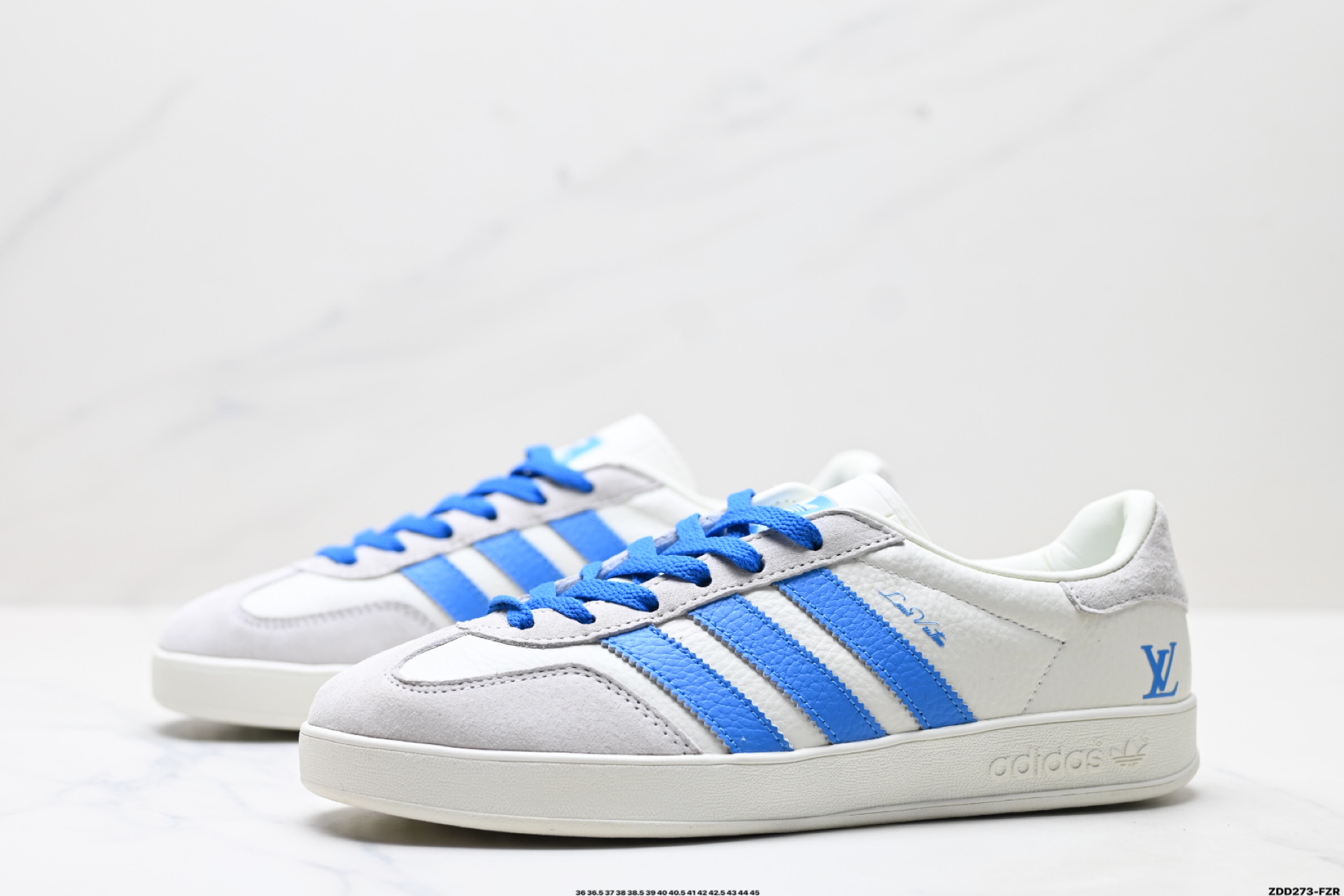 Adidas Originals Samba OG ‘DIY’桑巴舞系列 阿迪达斯 三叶草绅士德训足球风百搭低帮休闲运动板鞋 DD6605