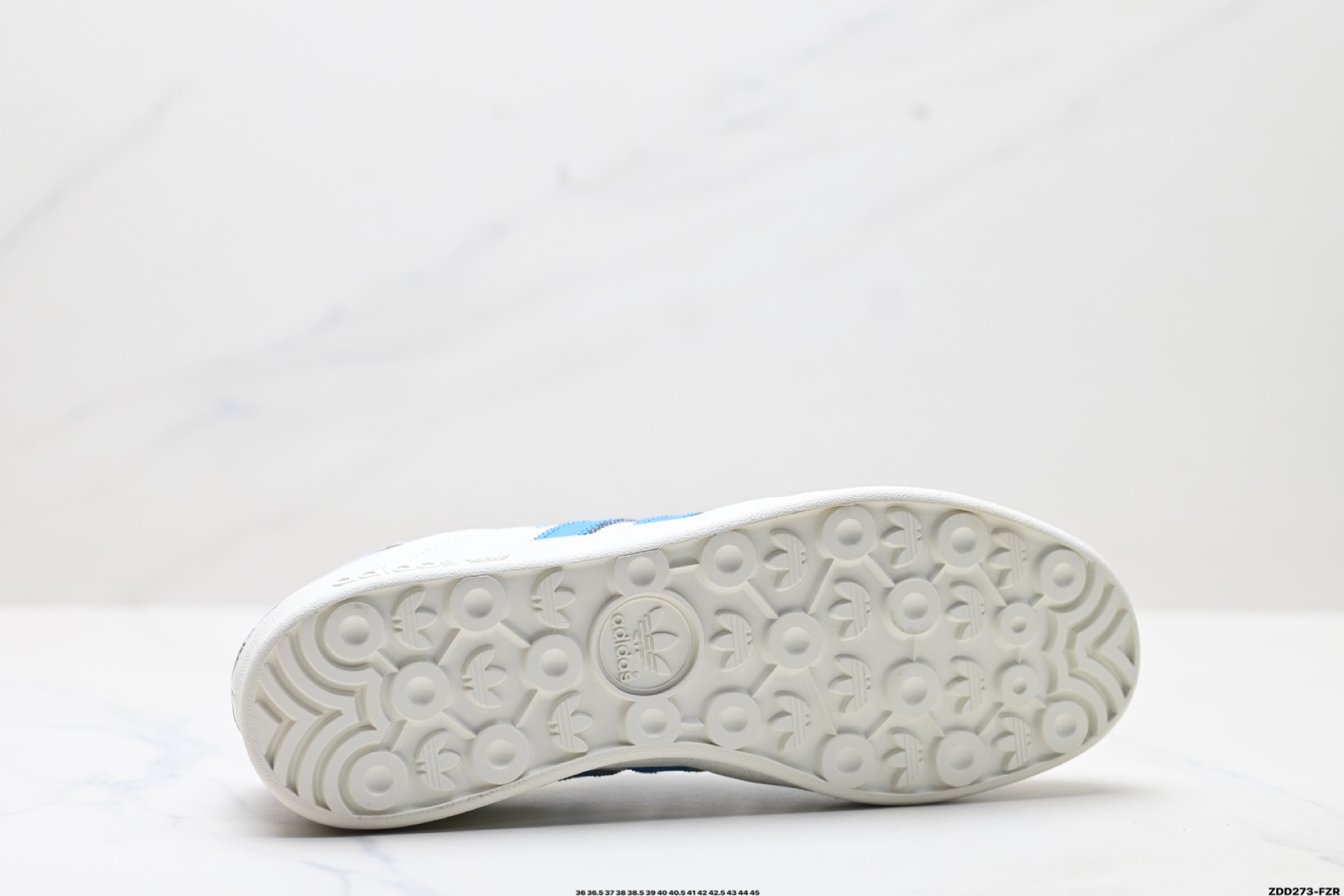 Adidas Originals Samba OG ‘DIY’桑巴舞系列 阿迪达斯 三叶草绅士德训足球风百搭低帮休闲运动板鞋 DD6605