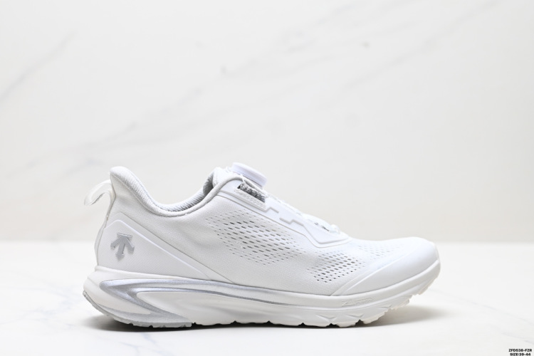 Descente PRIMER GTX Urban Commute Gore-Tex Trail Running Shoes 1 Descente PRIMER GTX Urban Commute Gore-Tex Trail Running Shoes