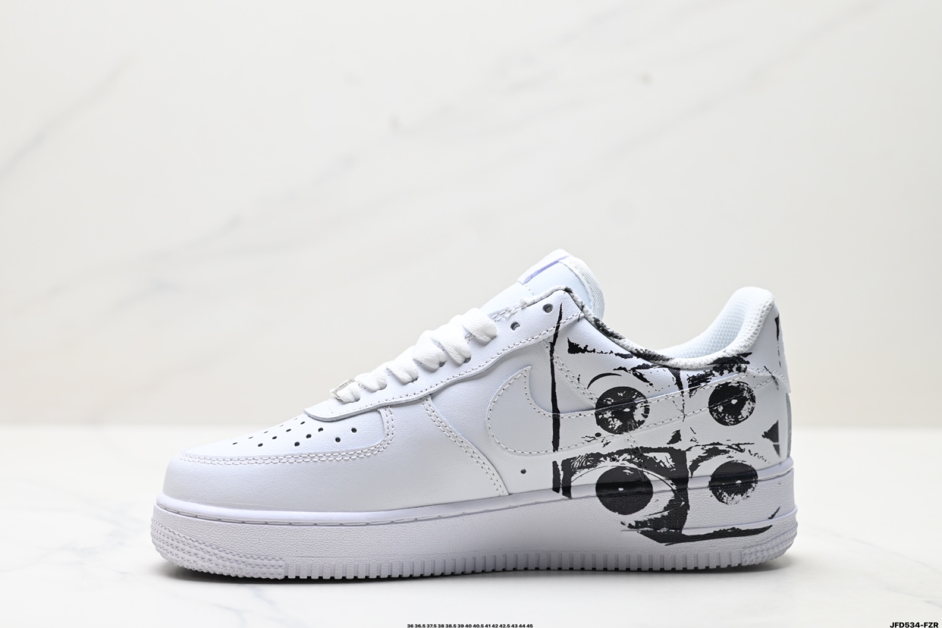 NIKE AIR FORCE 1‘07 923044-100