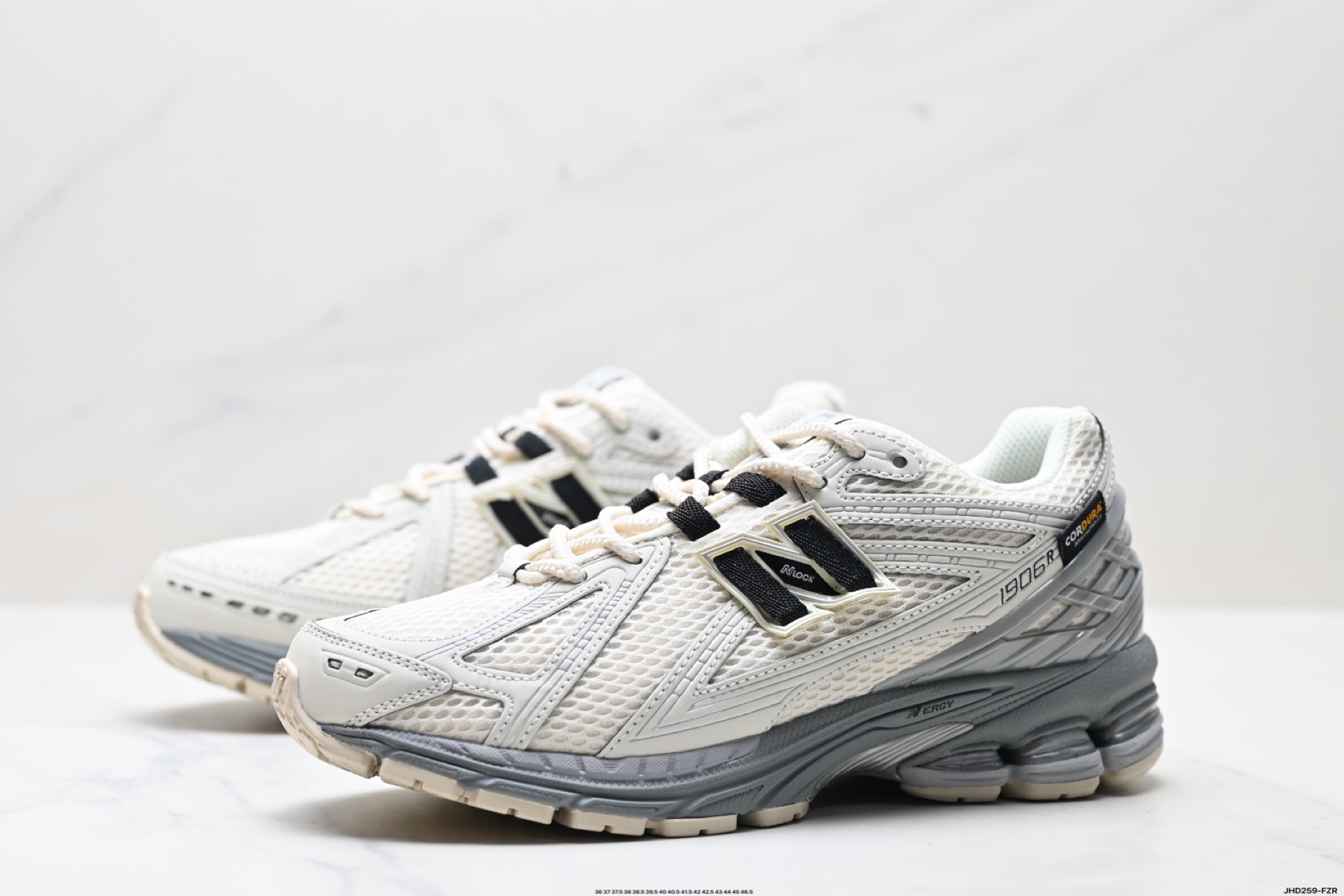 200 New Balance M1906系列 复古单品宝藏老爹鞋款 U1906ROC