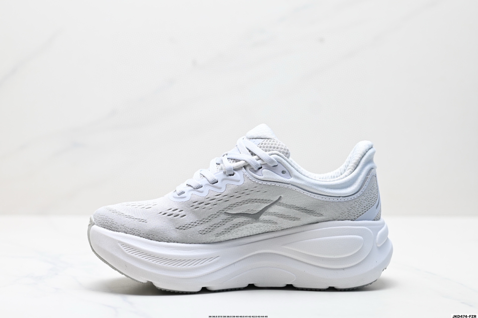 Hoka One One Bondi 9: Comodidad y Rendimiento en Cada Paso 4 i1748502915093 3938 0 2