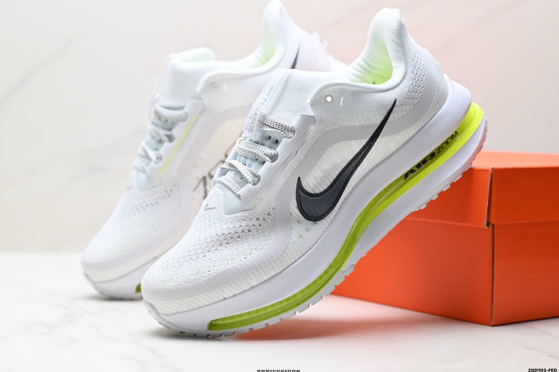 Nike Air Zoom Pegasus Premium 耐克 新款气垫缓震休闲跑步鞋 HQ2592-100