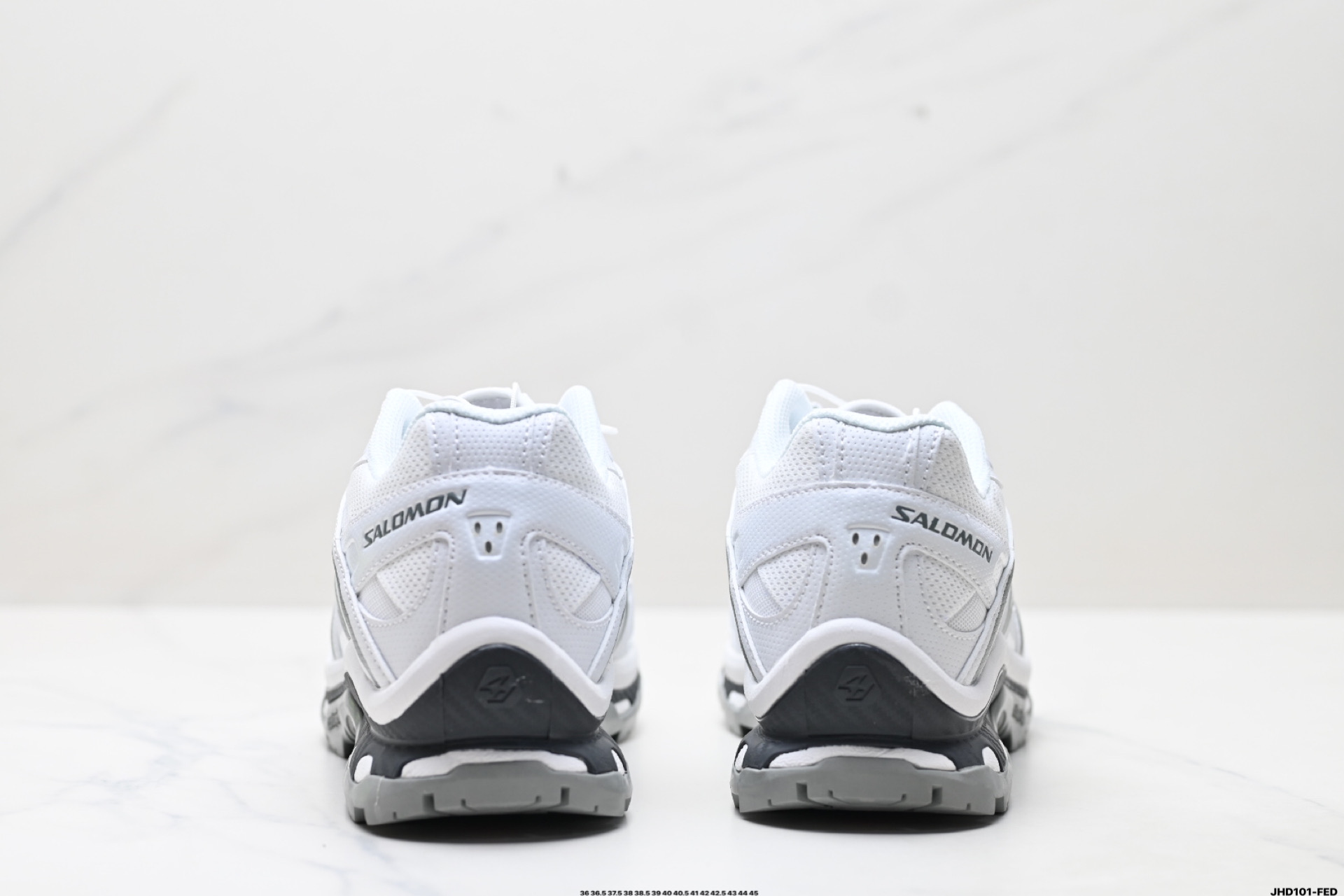 💰210
公司级✅SALOMON萨洛蒙 XT-QUEST 探索者系列户外越野跑鞋
鞋面采用SENSIFIT贴合技术 全方位贴合包裹脚型 鞋跟部鞋底牵引设计 提供强大的抓地性能 更适应野外崎岖不平的道路 其3D ADVANCED CHASSIS底盘 材料轻量大化 钉齿设计更具稳定性 防护性 鞋底易磨损区运用CONTAGRIP高耐磨材料 应对城市硬质路面长距离跑考验
货号:417589-21
尺码:36 36.5 37.5 38 38.5 39 40 40.5 41 42 42.5 43 44 45
ID:JHD101-FED