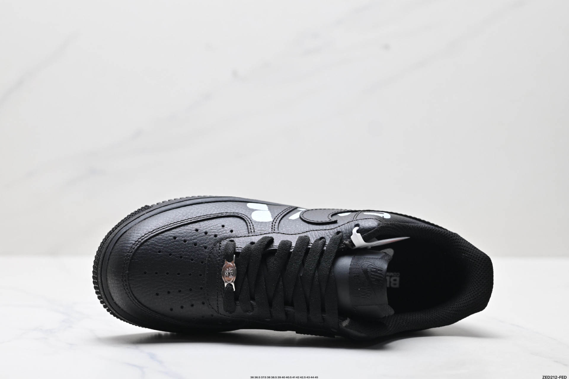NIKE AIR FORCE 1‘07 IB9949-001