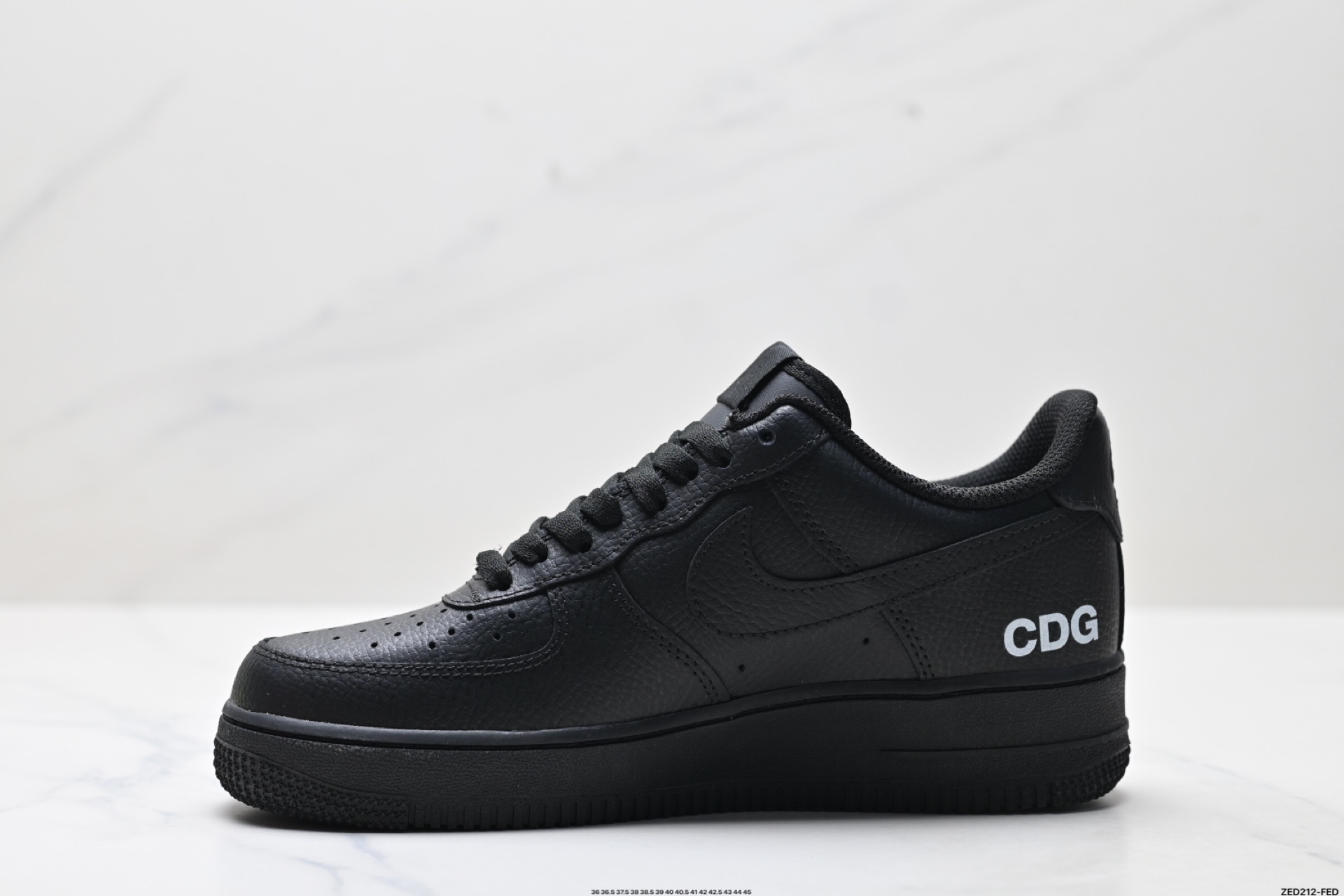NIKE AIR FORCE 1‘07 IB9949-001