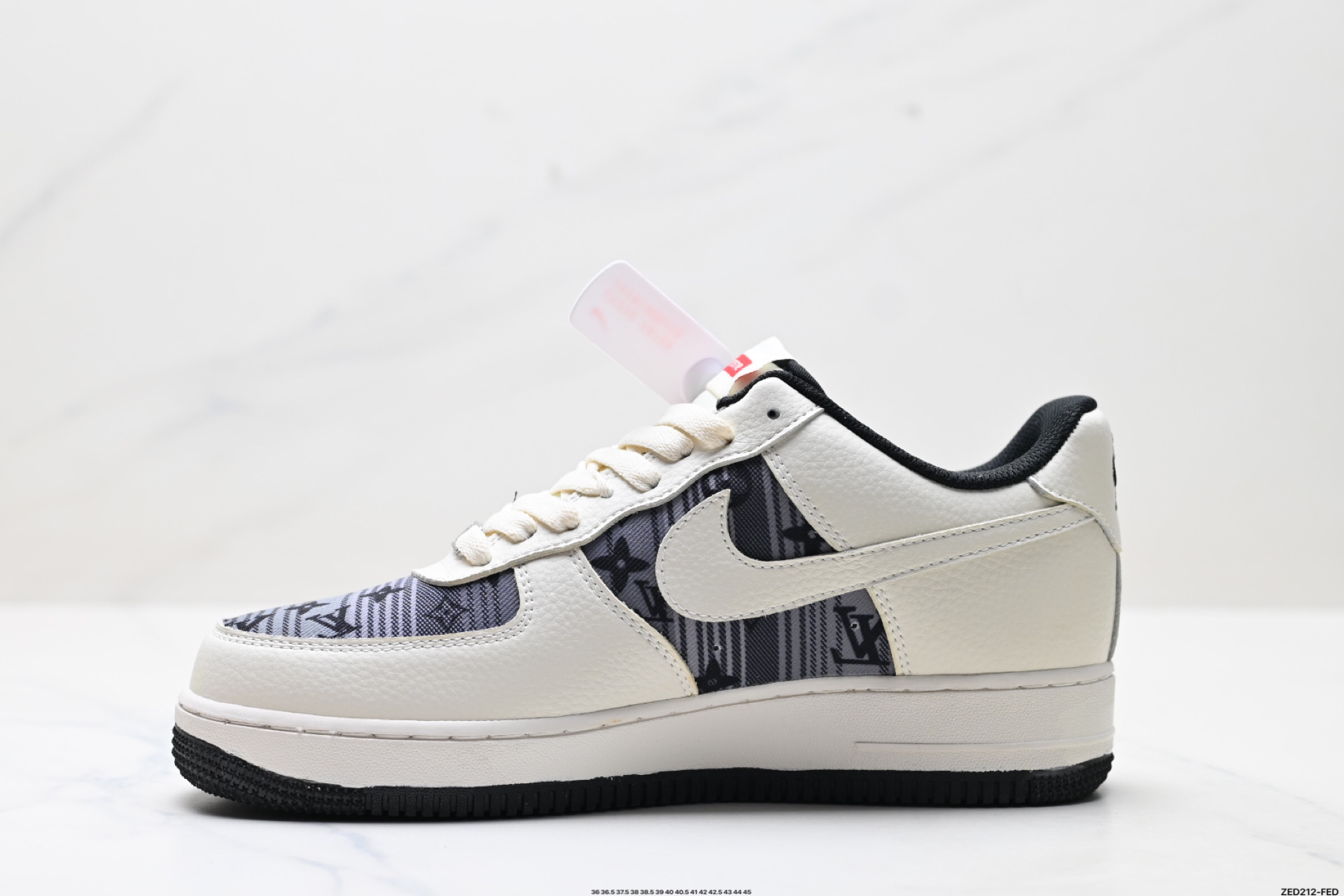 NIKE AIR FORCE 1‘07 BZ68808-108