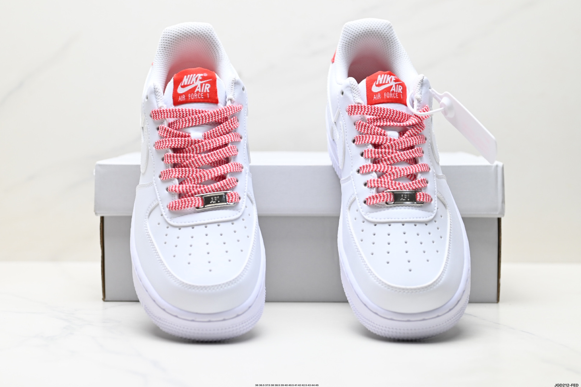 NIKE AIR FORCE 1‘07 IB7167-103