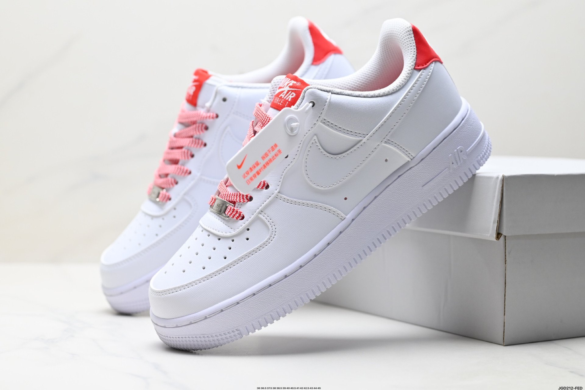 NIKE AIR FORCE 1‘07 IB7167-103