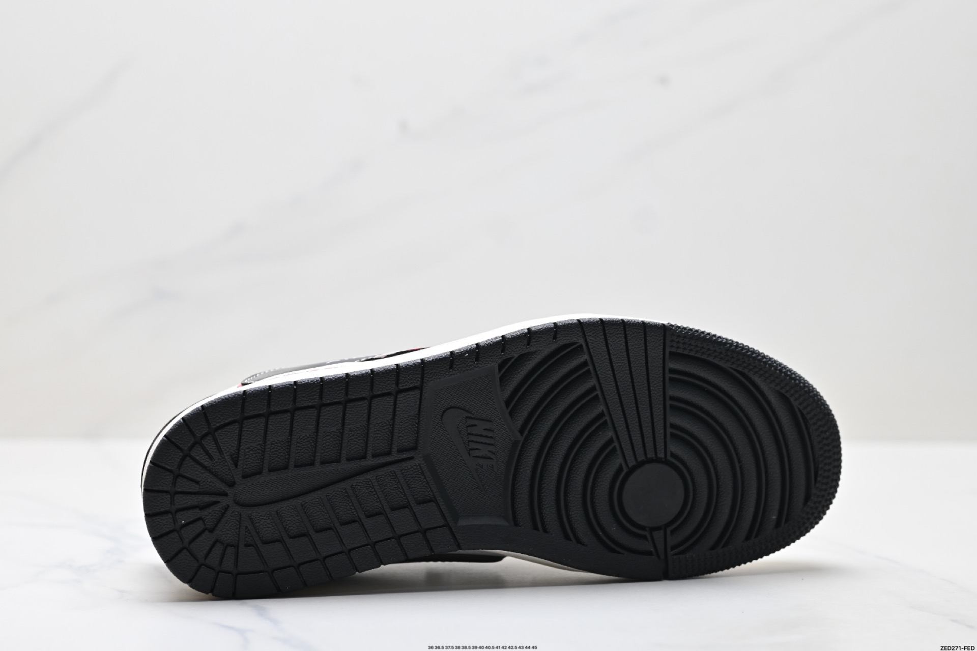 Nike Air Jordan 1 x Travis Scott AJ1倒勾 乔一倒钩 ‘DIY’定制 耐克 低帮文化篮球鞋 FC1688-238