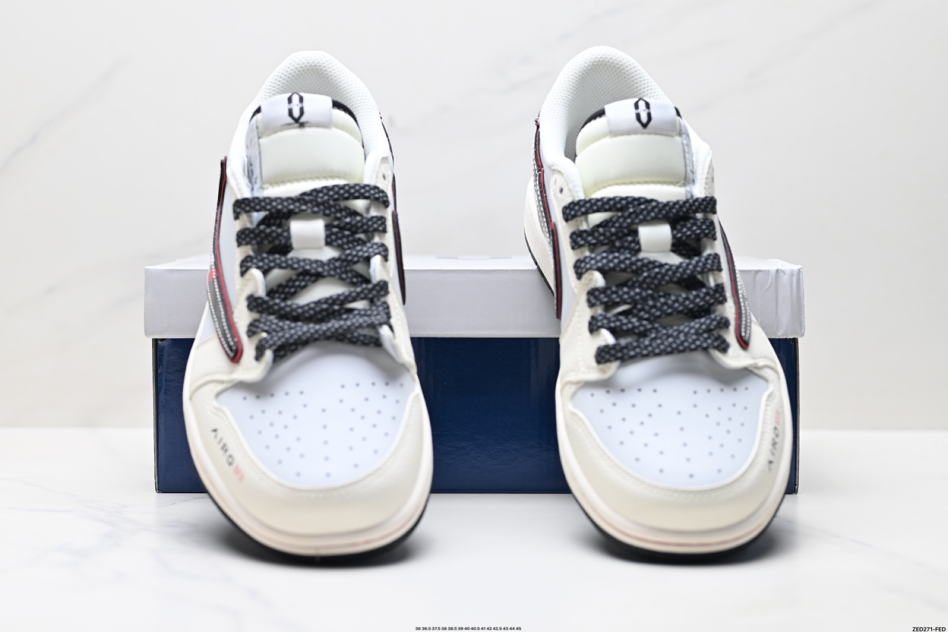 Nike Air Jordan 1 x Travis Scott AJ1倒勾 乔一倒钩 ‘DIY’定制 耐克 低帮文化篮球鞋 FC1688-238