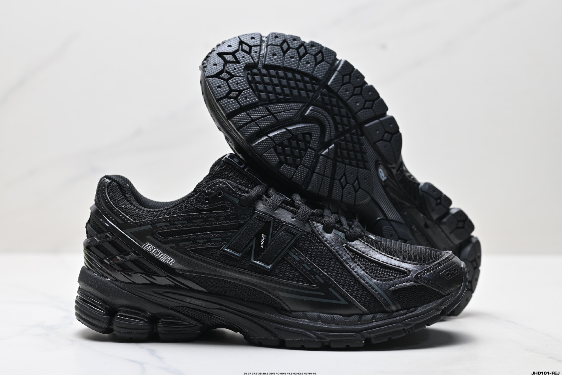 200 New Balance M1906系列 复古单品宝藏老爹鞋款 U1906RBB