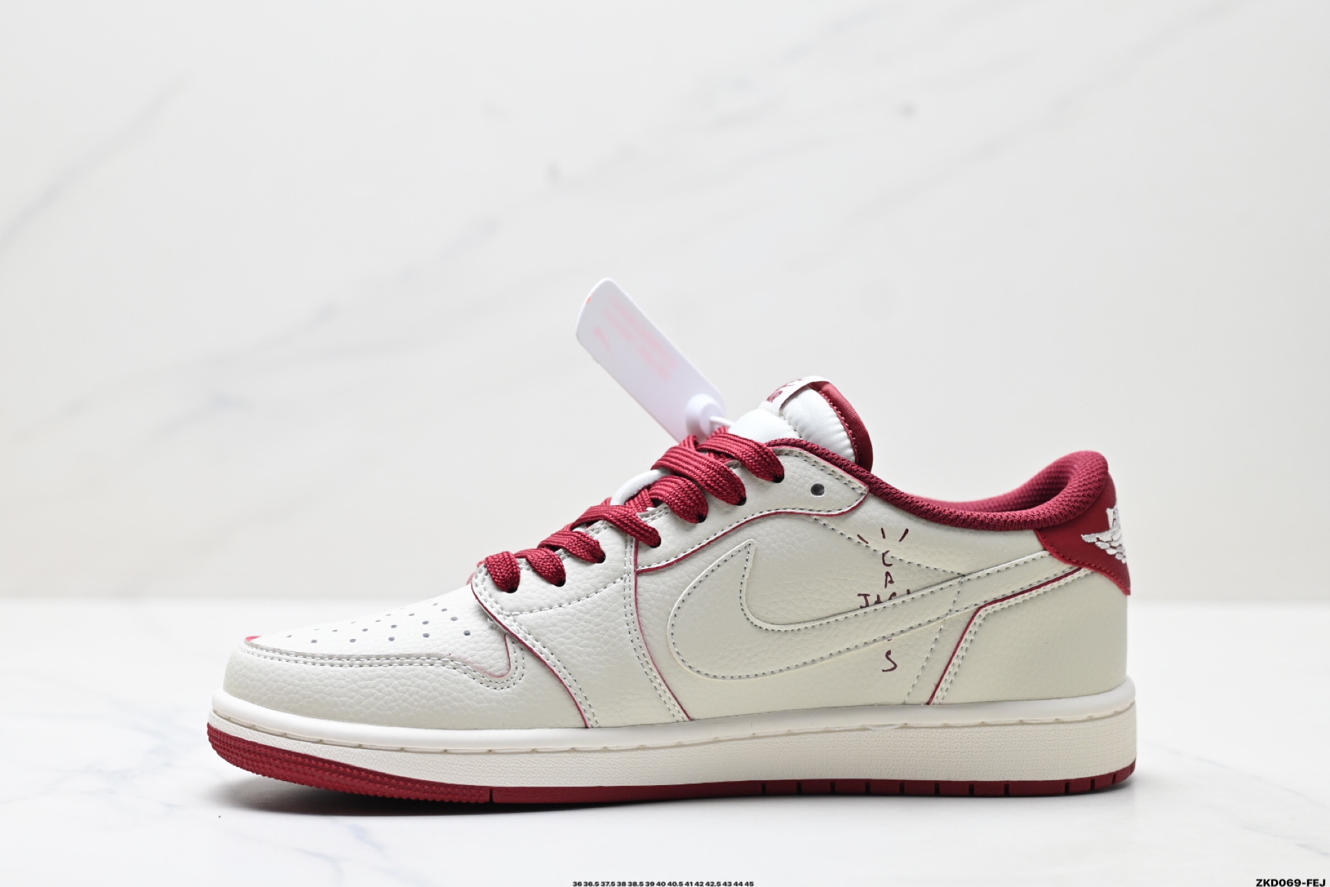 Nike Air Jordan 1 x Travis Scott AJ1倒勾 乔一倒钩 ‘DIY’定制 耐克 低帮文化篮球鞋 LK1099-066