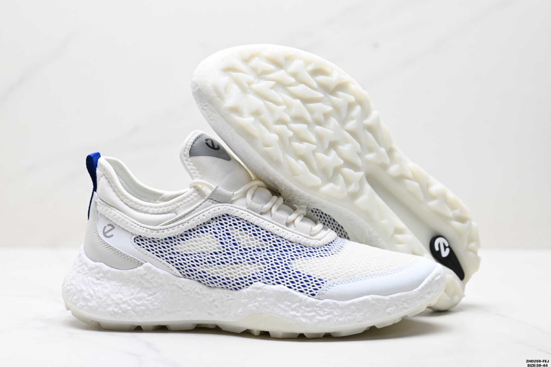 Ecco爱步 GOLF BIOM H5 拼接轻盈 防滑透气 低帮高尔夫球鞋