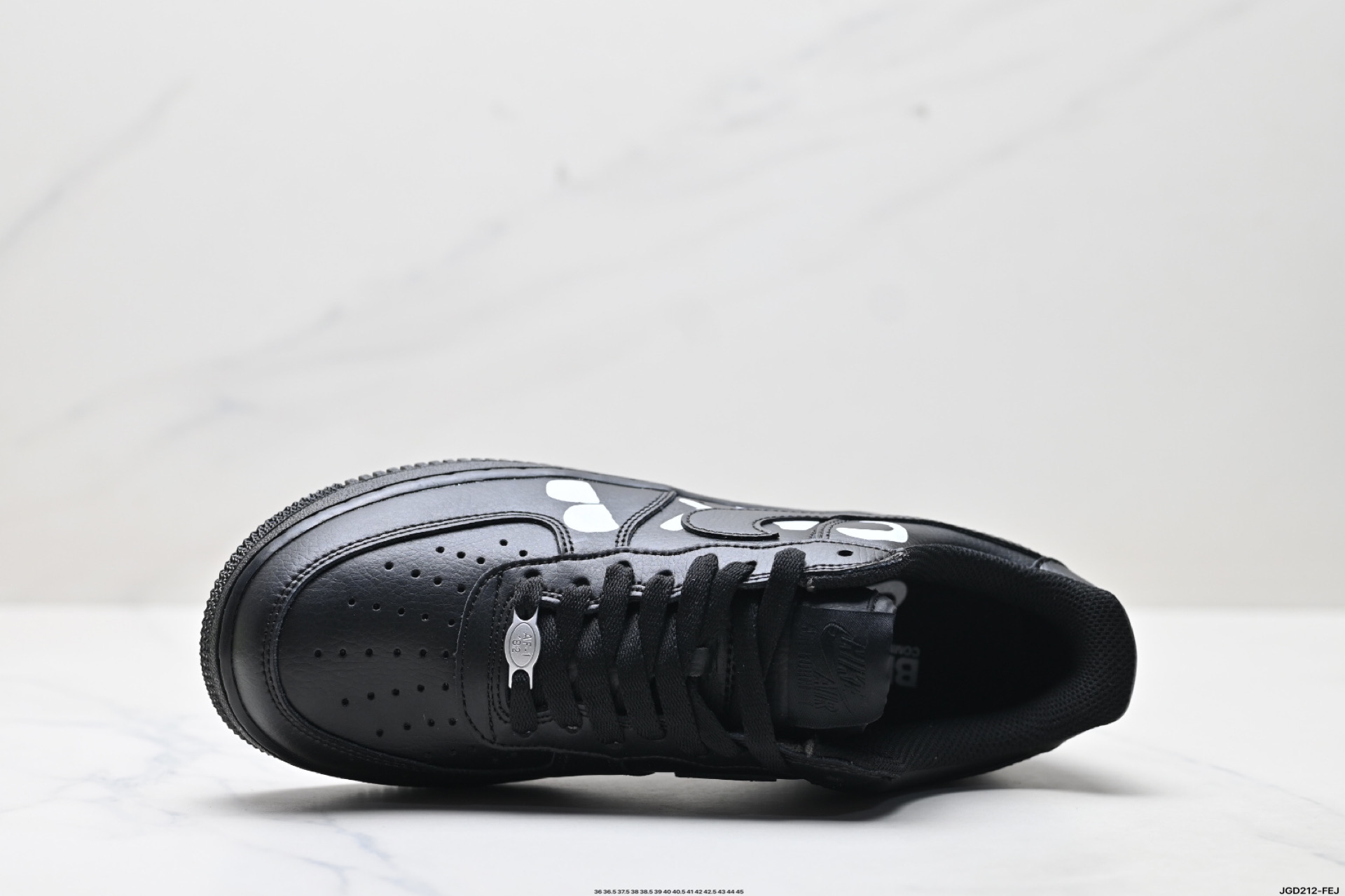 NIKE AIR FORCE 1‘07 IB9949-001