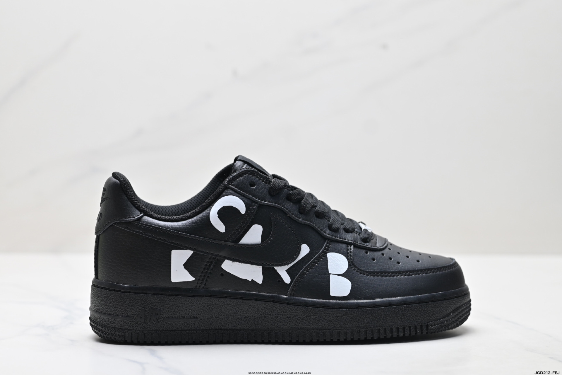NIKE AIR FORCE 1‘07 IB9949-001
